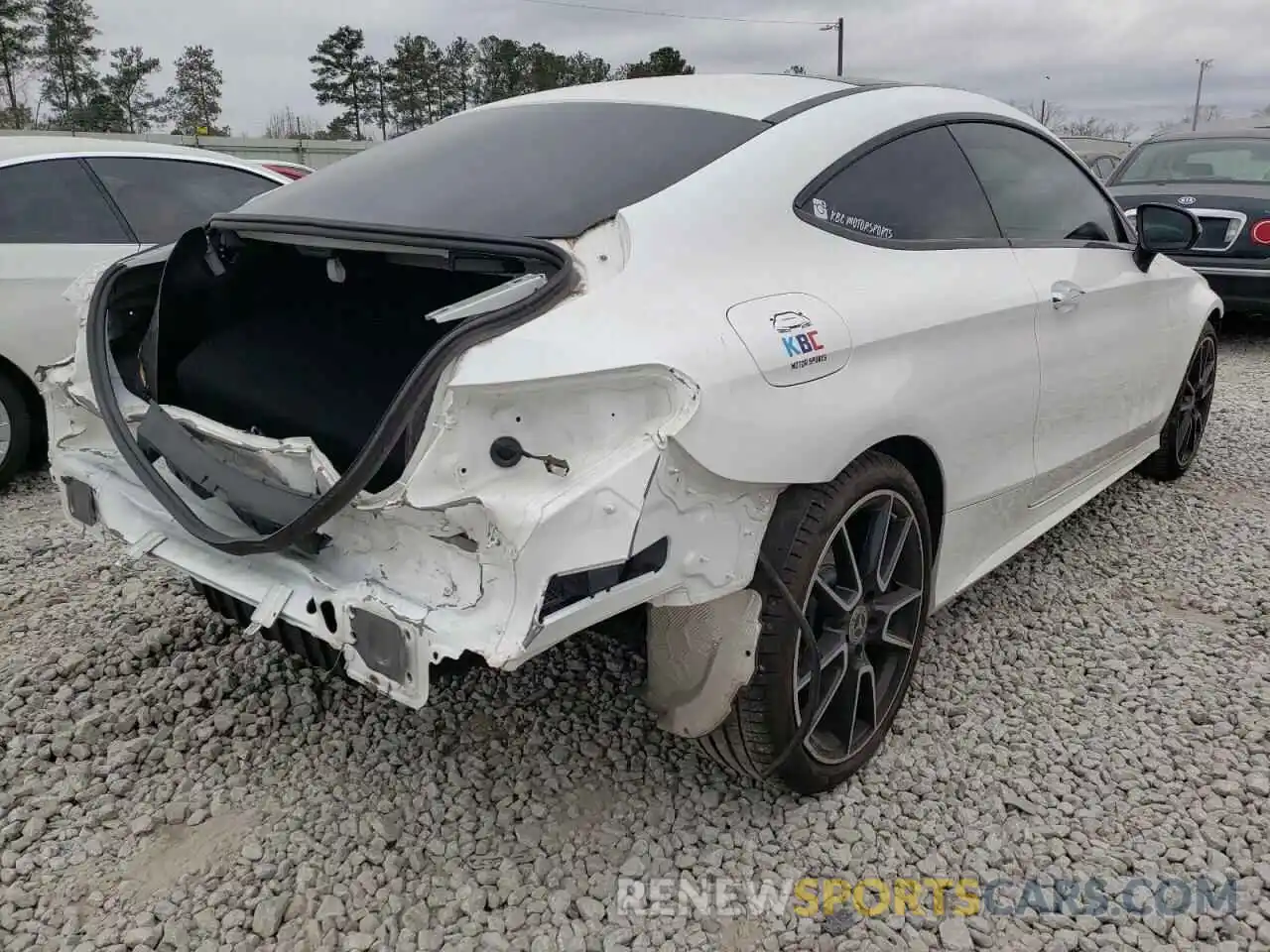 4 Photograph of a damaged car W1KWJ8DB8LF996186 MERCEDES-BENZ C-CLASS 2020