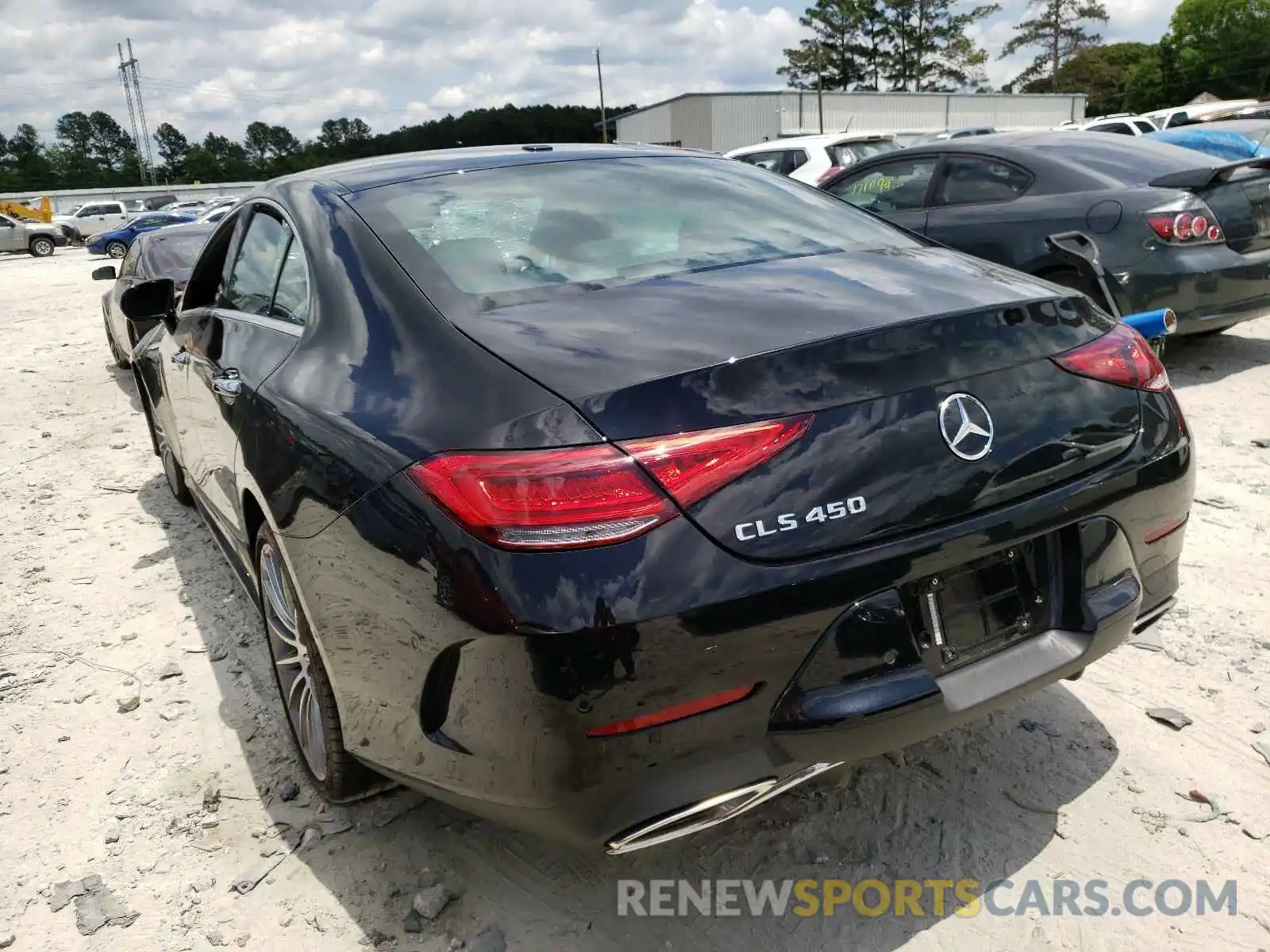 3 Photograph of a damaged car WDD2J5JB8LA050409 MERCEDES-BENZ C CLASS 2020