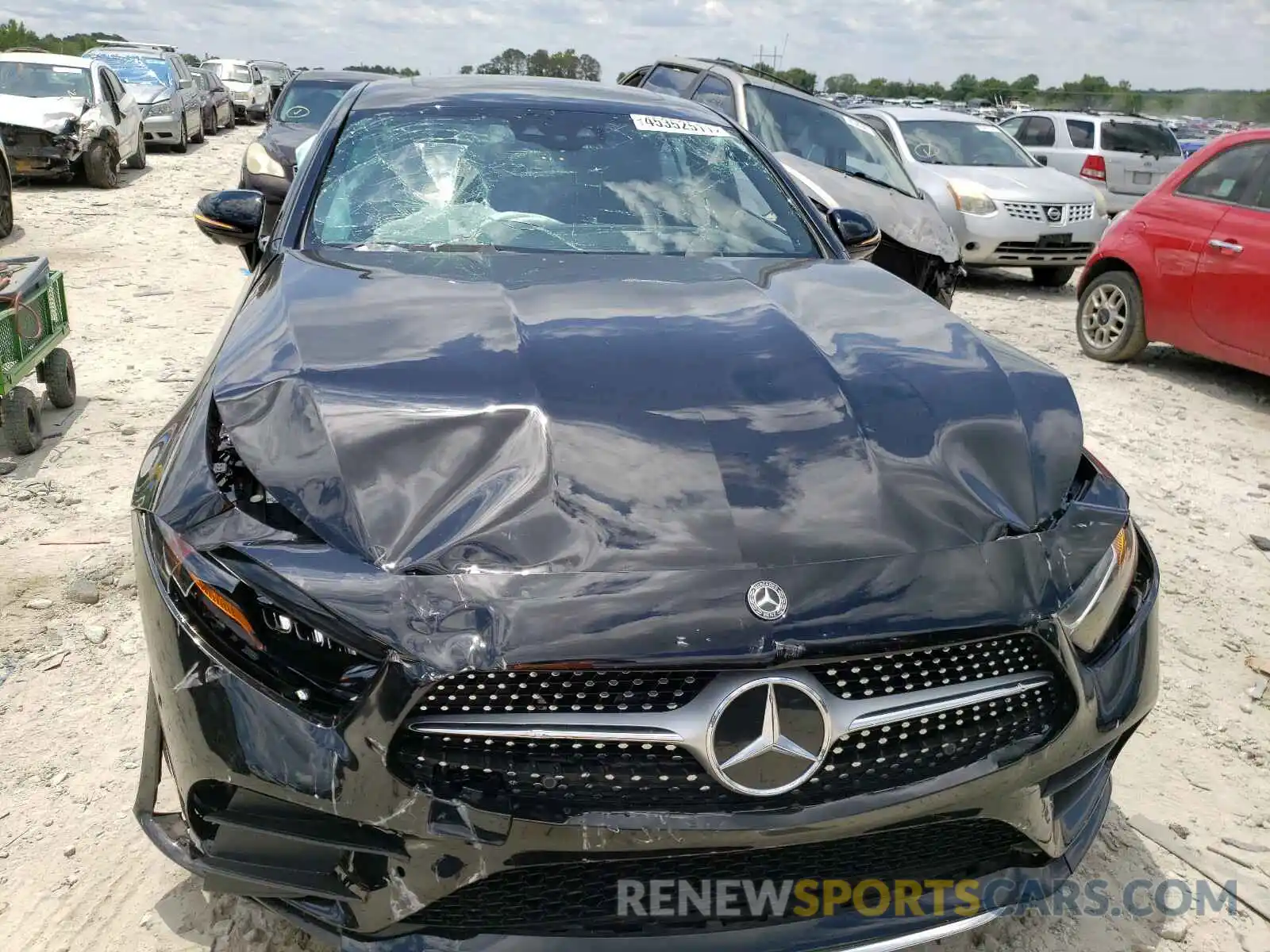 9 Photograph of a damaged car WDD2J5JB8LA050409 MERCEDES-BENZ C CLASS 2020