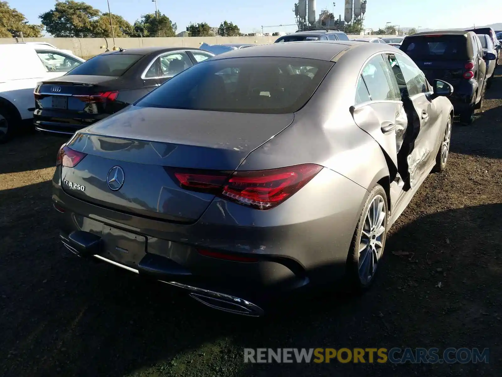 4 Photograph of a damaged car WDD5J4GB6LN063411 MERCEDES-BENZ C CLASS 2020