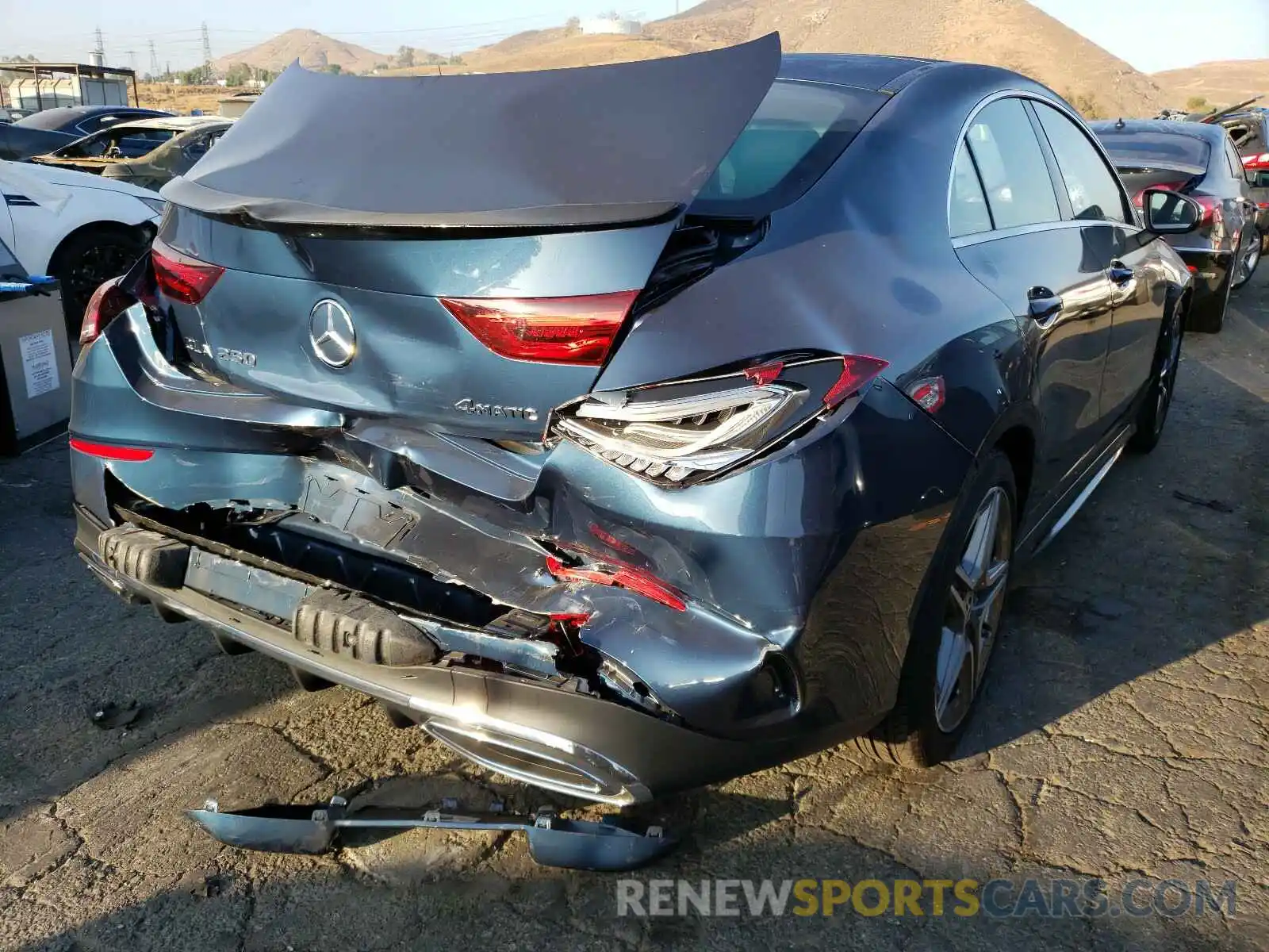 4 Photograph of a damaged car WDD5J4HB7LN073881 MERCEDES-BENZ C CLASS 2020