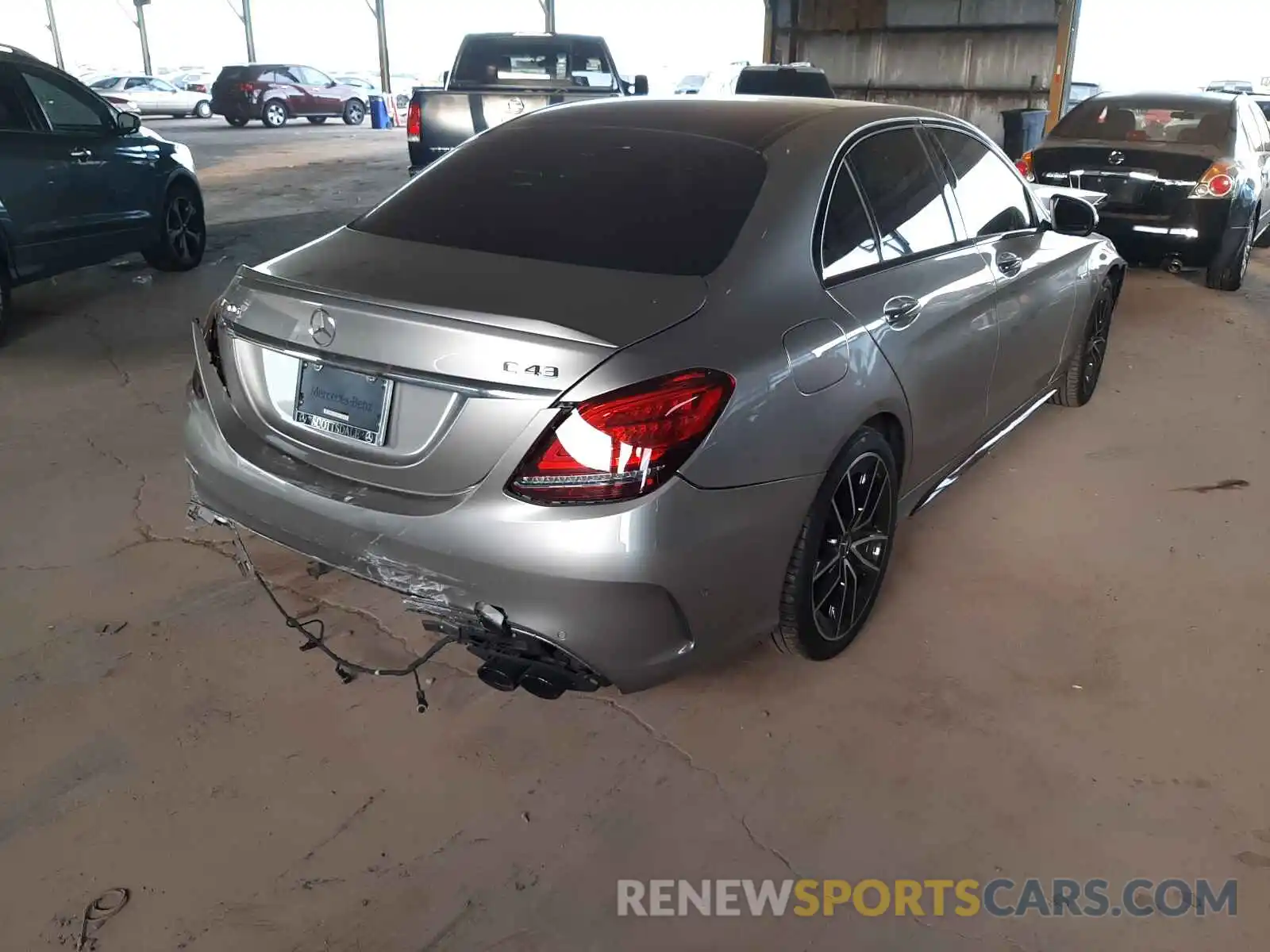 4 Photograph of a damaged car WDDWF6EB1LR557995 MERCEDES-BENZ C-CLASS 2020