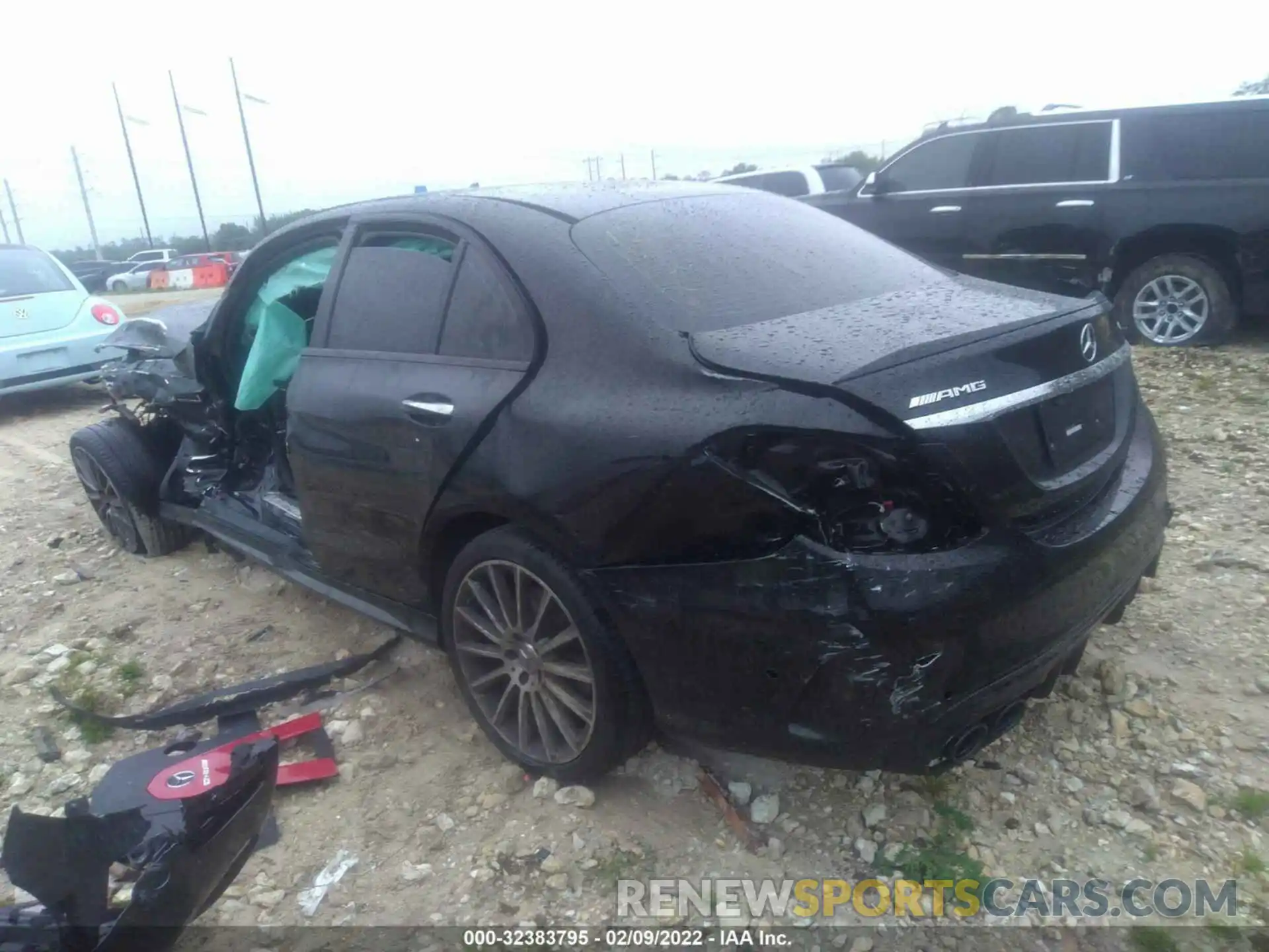 3 Photograph of a damaged car WDDWF6EB9LR562264 MERCEDES-BENZ C-CLASS 2020