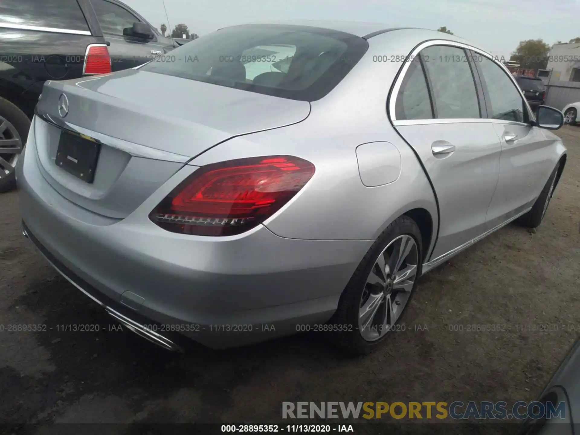 4 Photograph of a damaged car WDDWF8DB2LR531192 MERCEDES-BENZ C-CLASS 2020