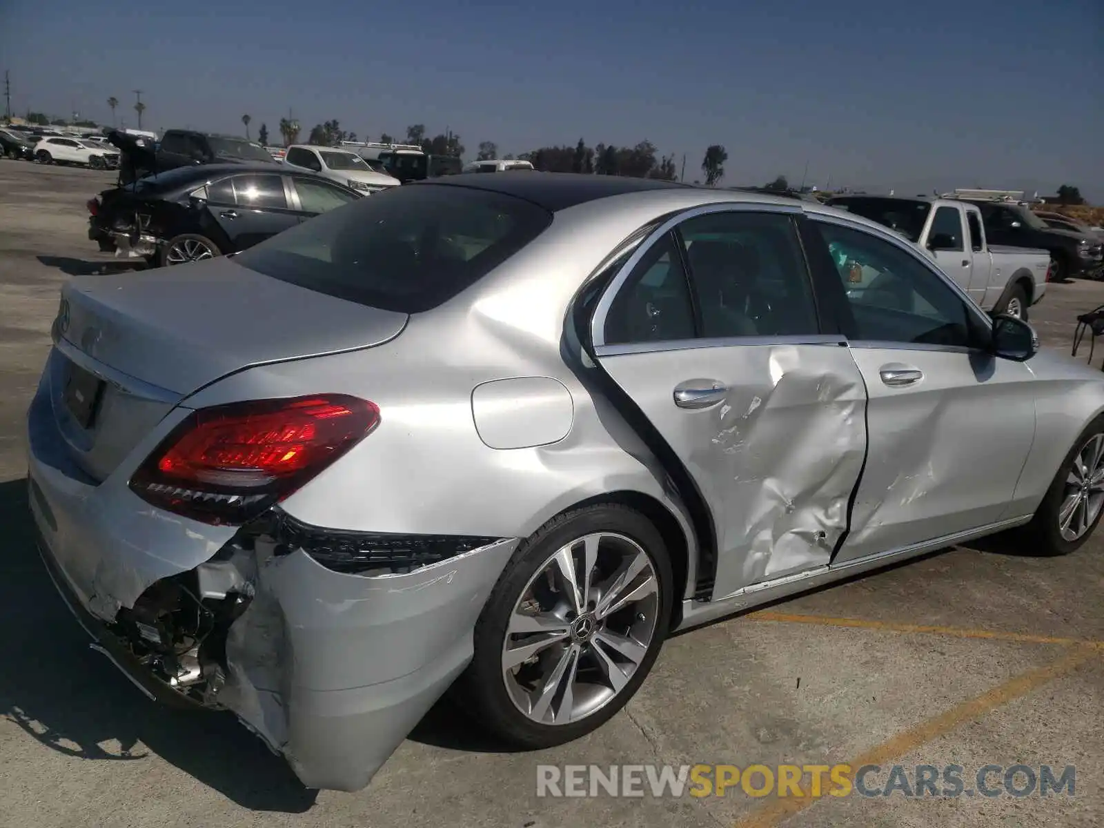 9 Photograph of a damaged car WDDWF8DB2LR560949 MERCEDES-BENZ C-CLASS 2020