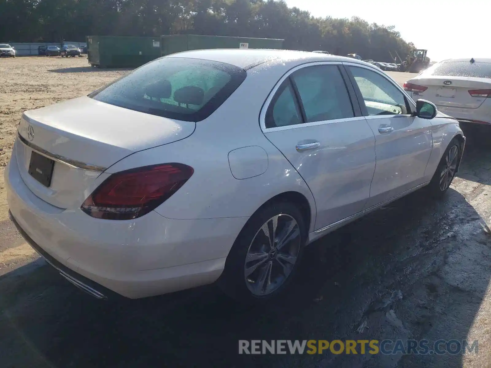 4 Photograph of a damaged car WDDWF8DB3LR534831 MERCEDES-BENZ C-CLASS 2020