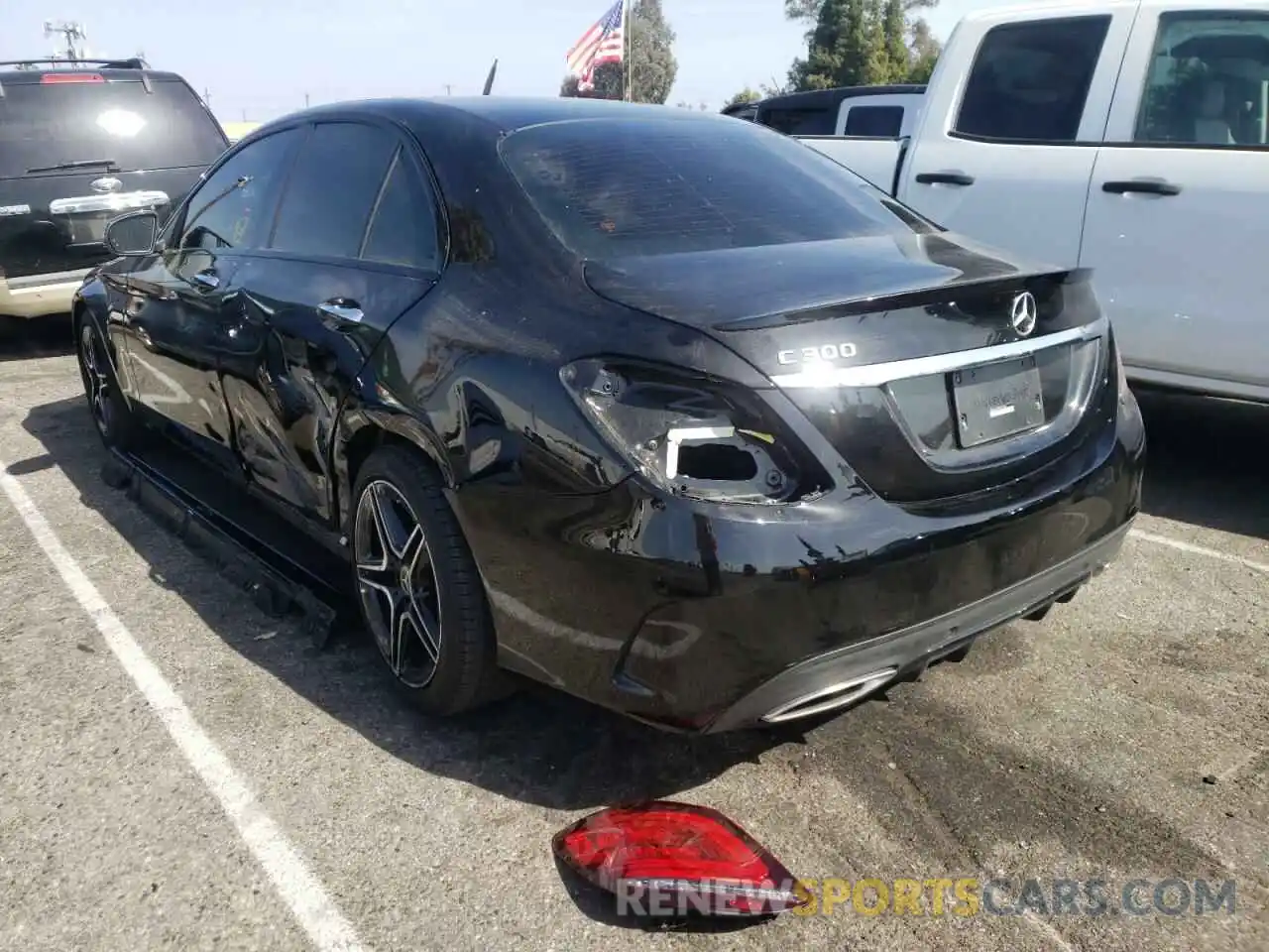 3 Photograph of a damaged car WDDWF8DB3LR540029 MERCEDES-BENZ C CLASS 2020