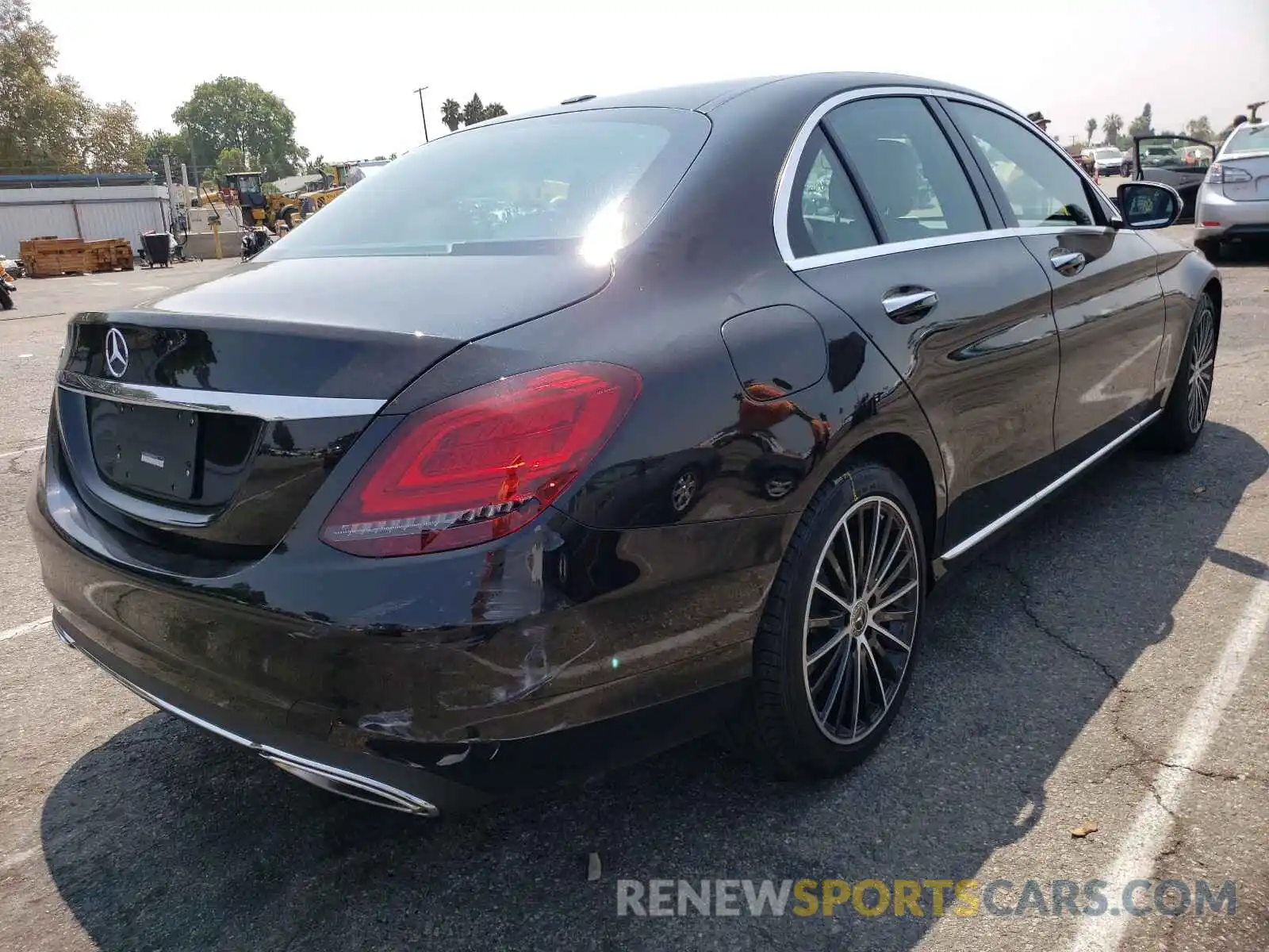 4 Photograph of a damaged car WDDWF8DB3LR545036 MERCEDES-BENZ C-CLASS 2020