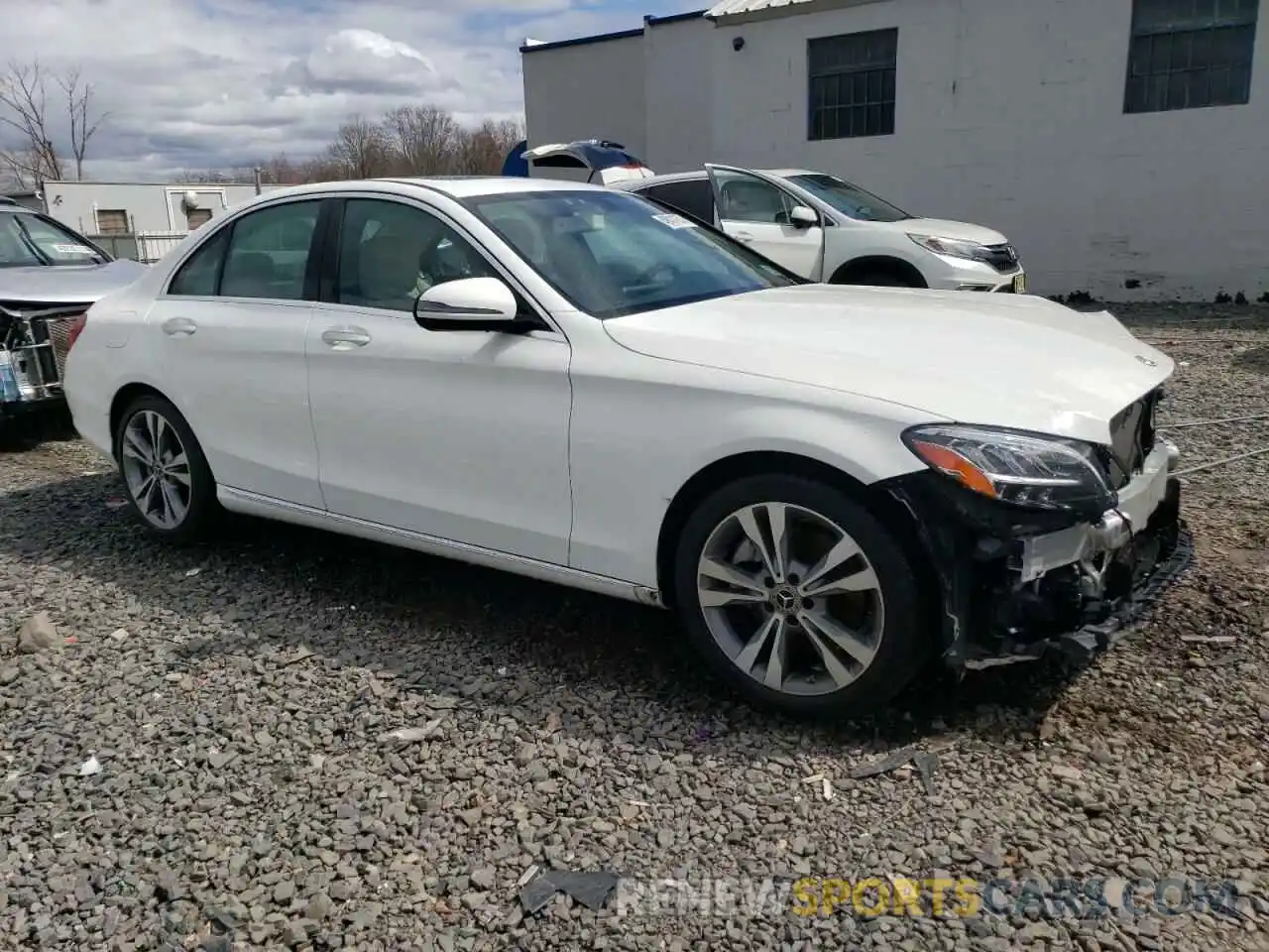 4 Photograph of a damaged car WDDWF8DB5LR550237 MERCEDES-BENZ C-CLASS 2020