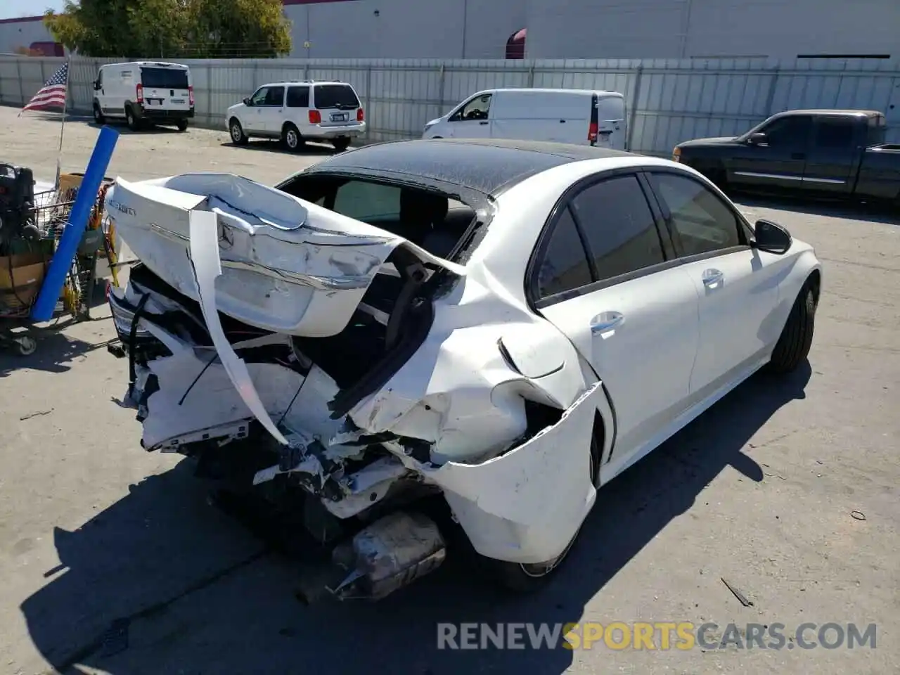 4 Photograph of a damaged car WDDWF8DB5LR556930 MERCEDES-BENZ C-CLASS 2020