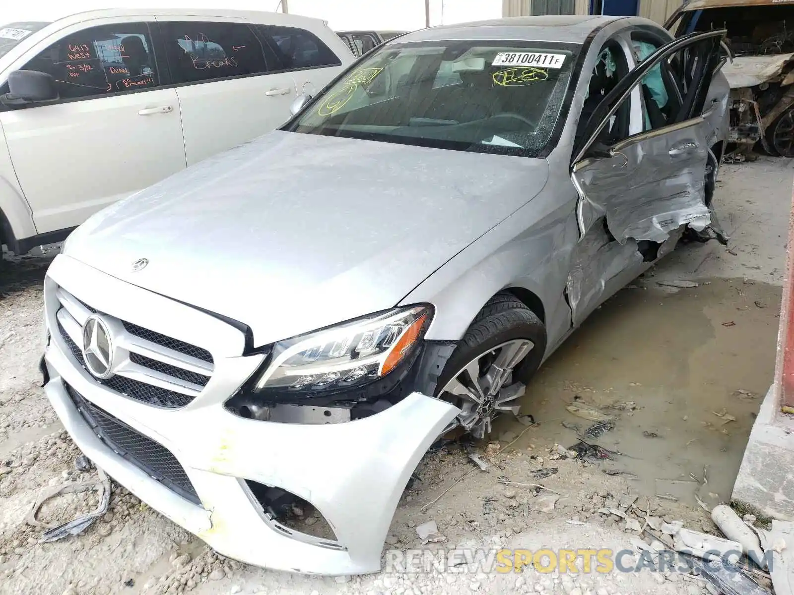 2 Photograph of a damaged car WDDWF8DB6LR534581 MERCEDES-BENZ C CLASS 2020