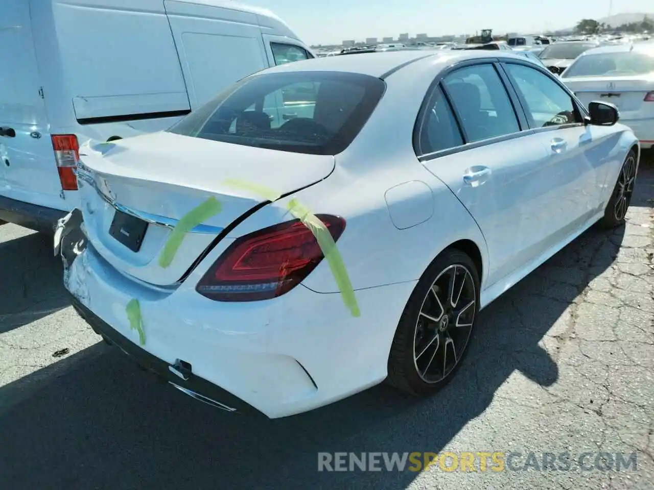 4 Photograph of a damaged car WDDWF8DB6LR551820 MERCEDES-BENZ C-CLASS 2020