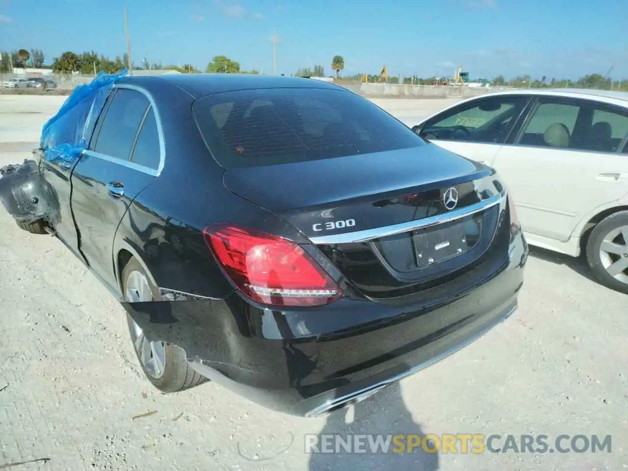 3 Photograph of a damaged car WDDWF8DB7LR559375 MERCEDES-BENZ C-CLASS 2020