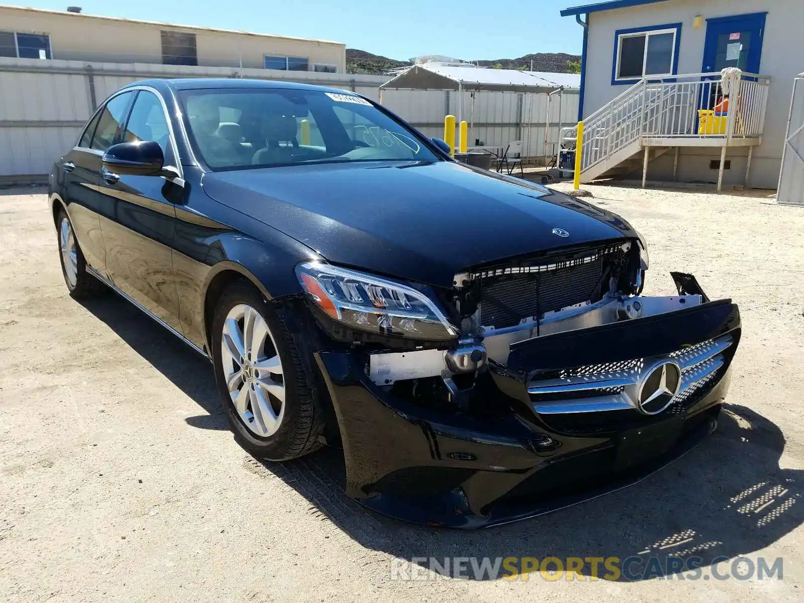 1 Photograph of a damaged car WDDWF8DB8LR558624 MERCEDES-BENZ C CLASS 2020