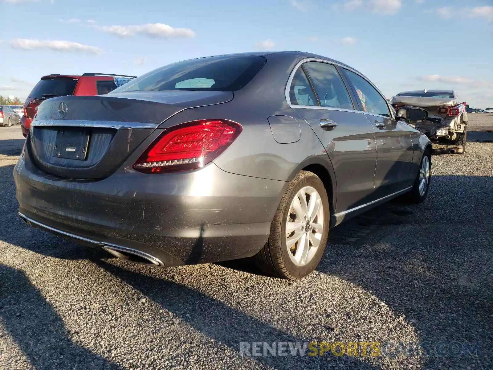 4 Photograph of a damaged car WDDWF8DB8LR562818 MERCEDES-BENZ C-CLASS 2020