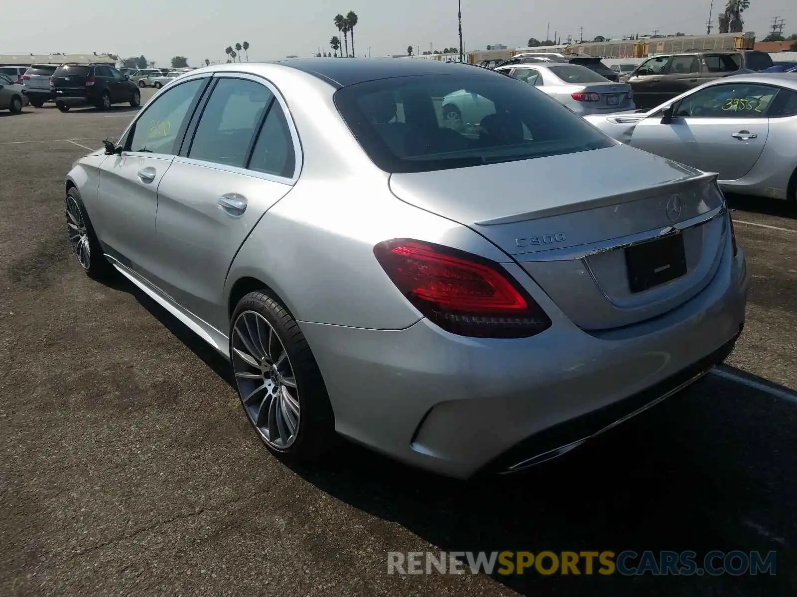 3 Photograph of a damaged car WDDWF8DB9LR527625 MERCEDES-BENZ C CLASS 2020