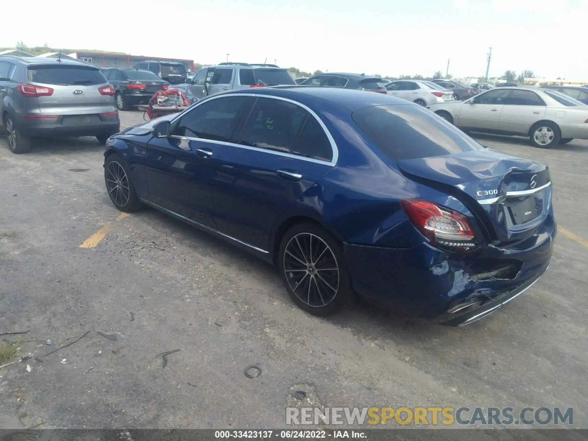 3 Photograph of a damaged car WDDWF8DB9LR558180 MERCEDES-BENZ C-CLASS 2020