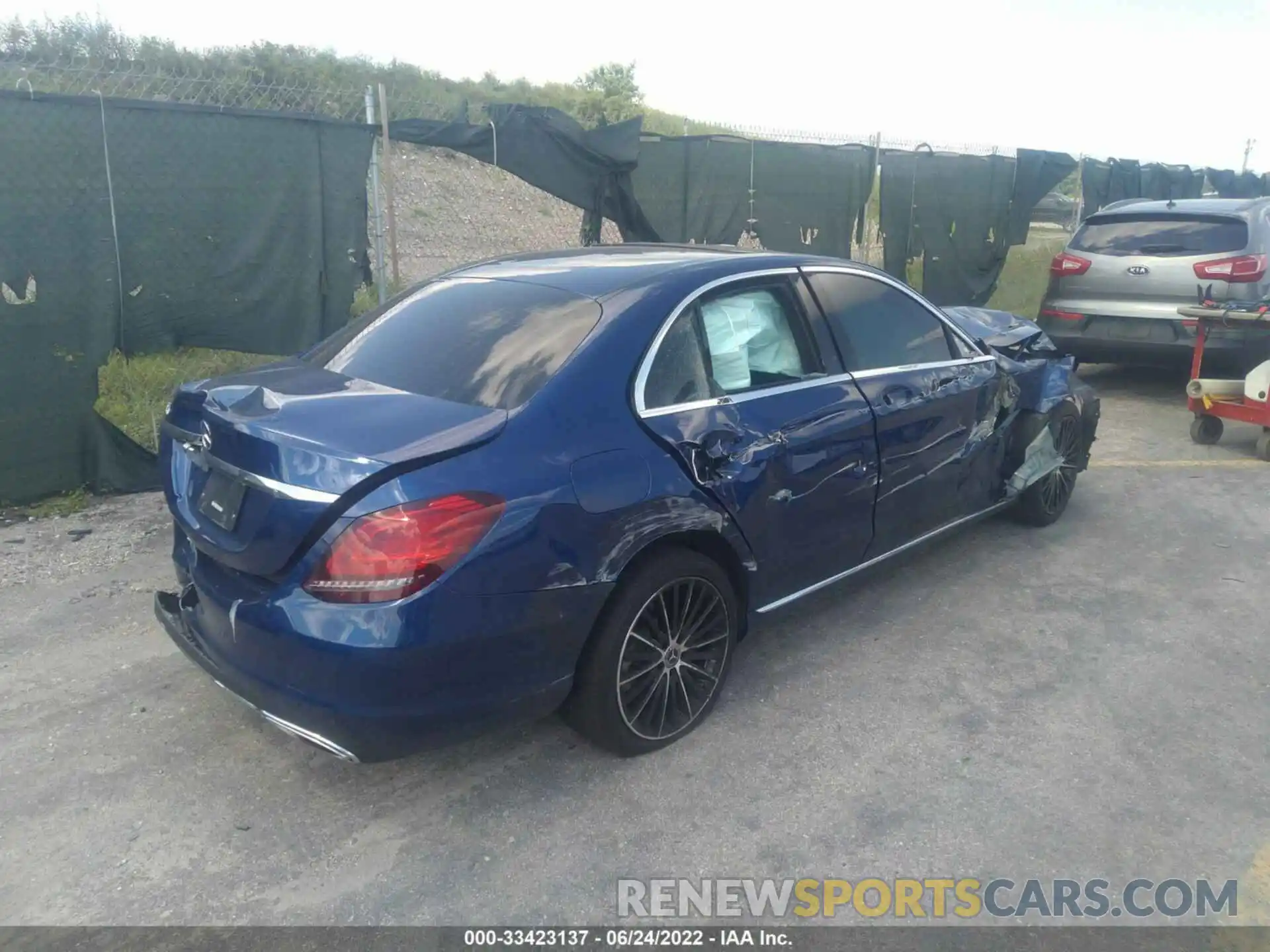 4 Photograph of a damaged car WDDWF8DB9LR558180 MERCEDES-BENZ C-CLASS 2020