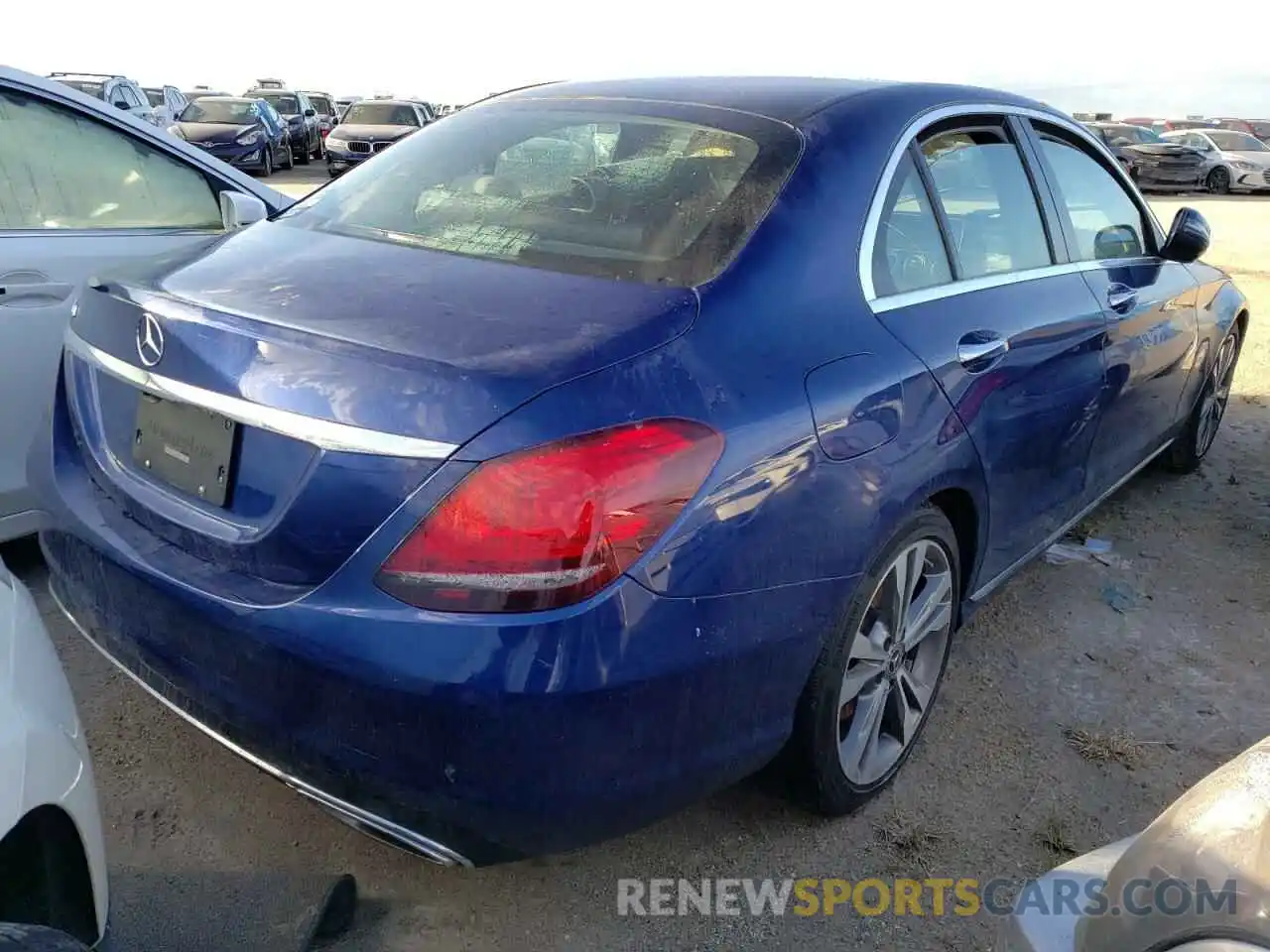 4 Photograph of a damaged car WDDWF8DBXLR526516 MERCEDES-BENZ C-CLASS 2020