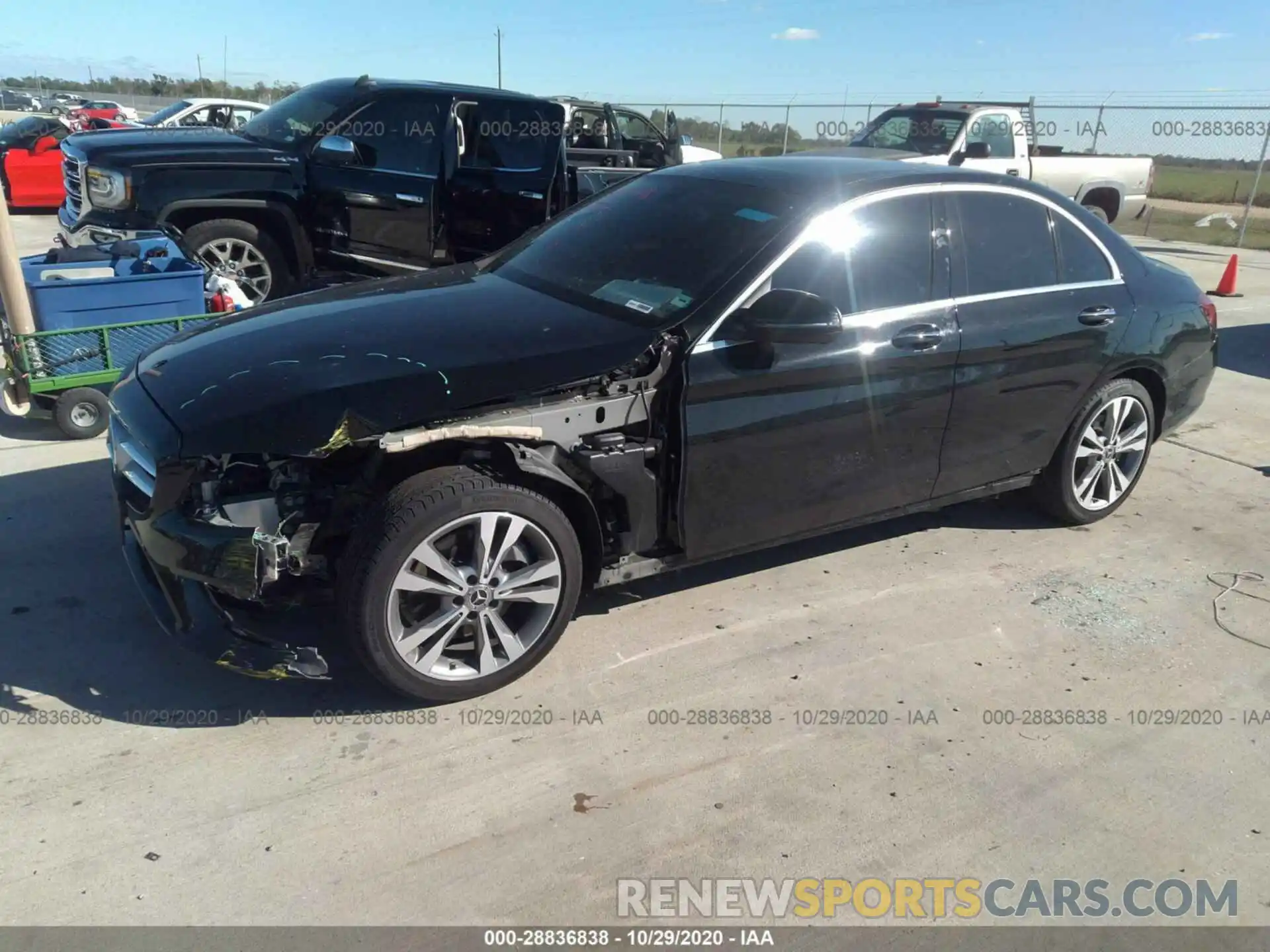 2 Photograph of a damaged car WDDWF8DBXLR526578 MERCEDES-BENZ C-CLASS 2020