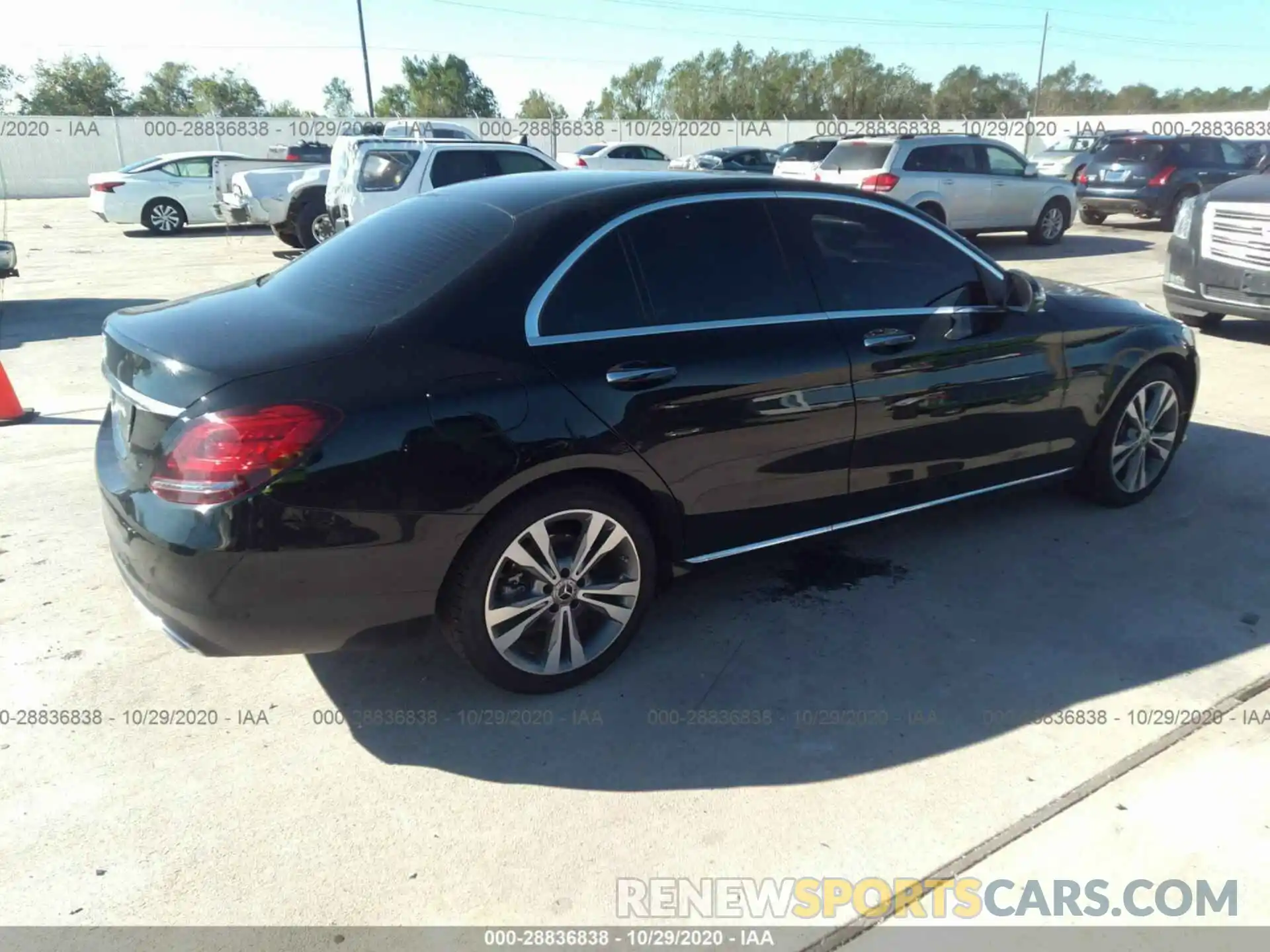 4 Photograph of a damaged car WDDWF8DBXLR526578 MERCEDES-BENZ C-CLASS 2020