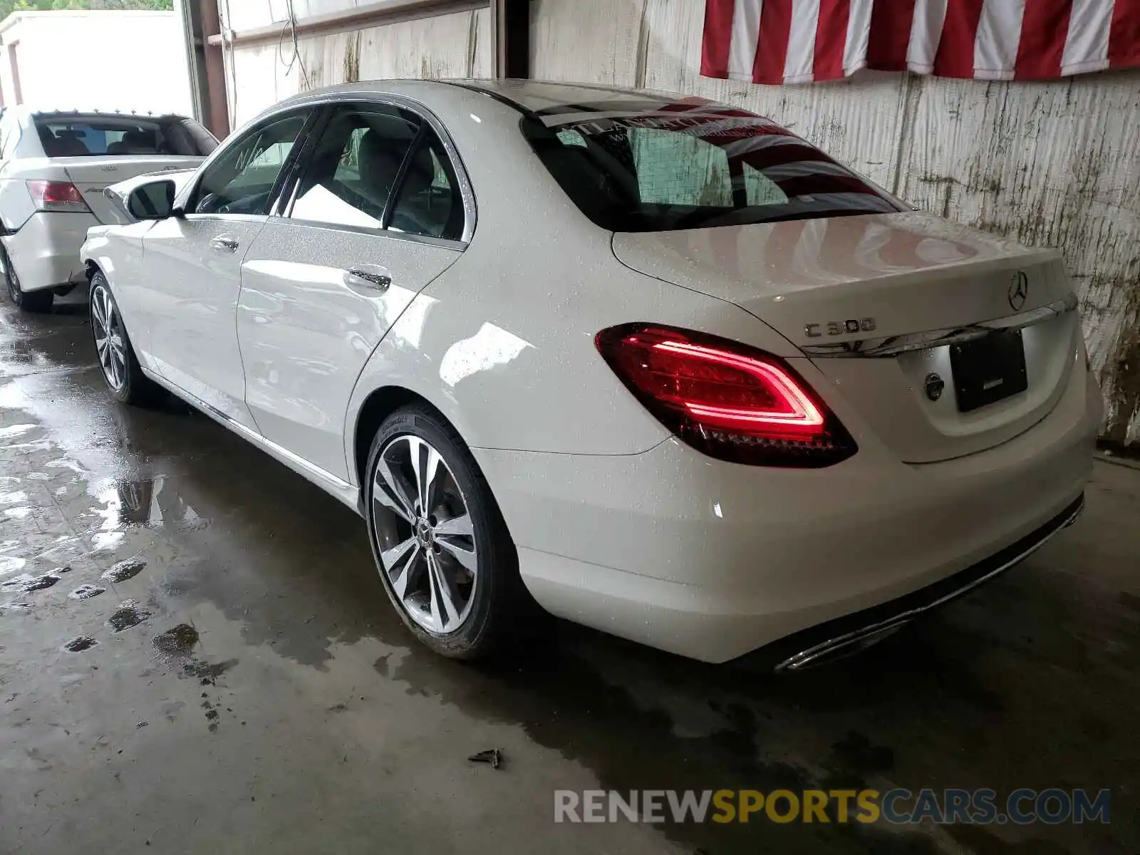 3 Photograph of a damaged car WDDWF8DBXLR552470 MERCEDES-BENZ C CLASS 2020