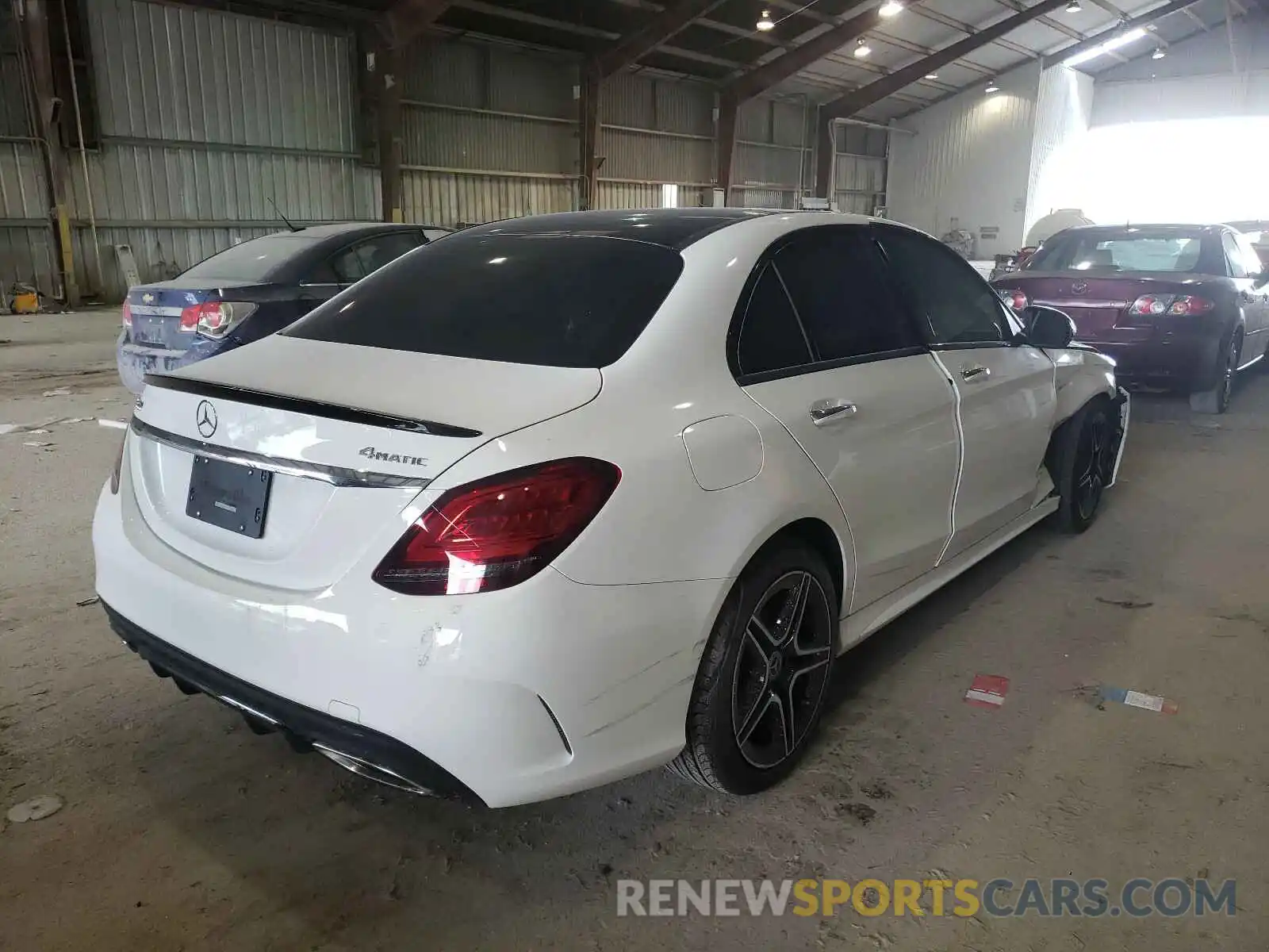 4 Photograph of a damaged car WDDWF8EB0LR525910 MERCEDES-BENZ C CLASS 2020