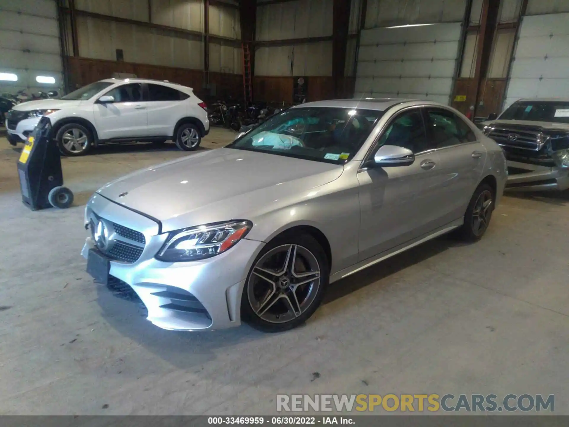 2 Photograph of a damaged car WDDWF8EB0LR526877 MERCEDES-BENZ C-CLASS 2020