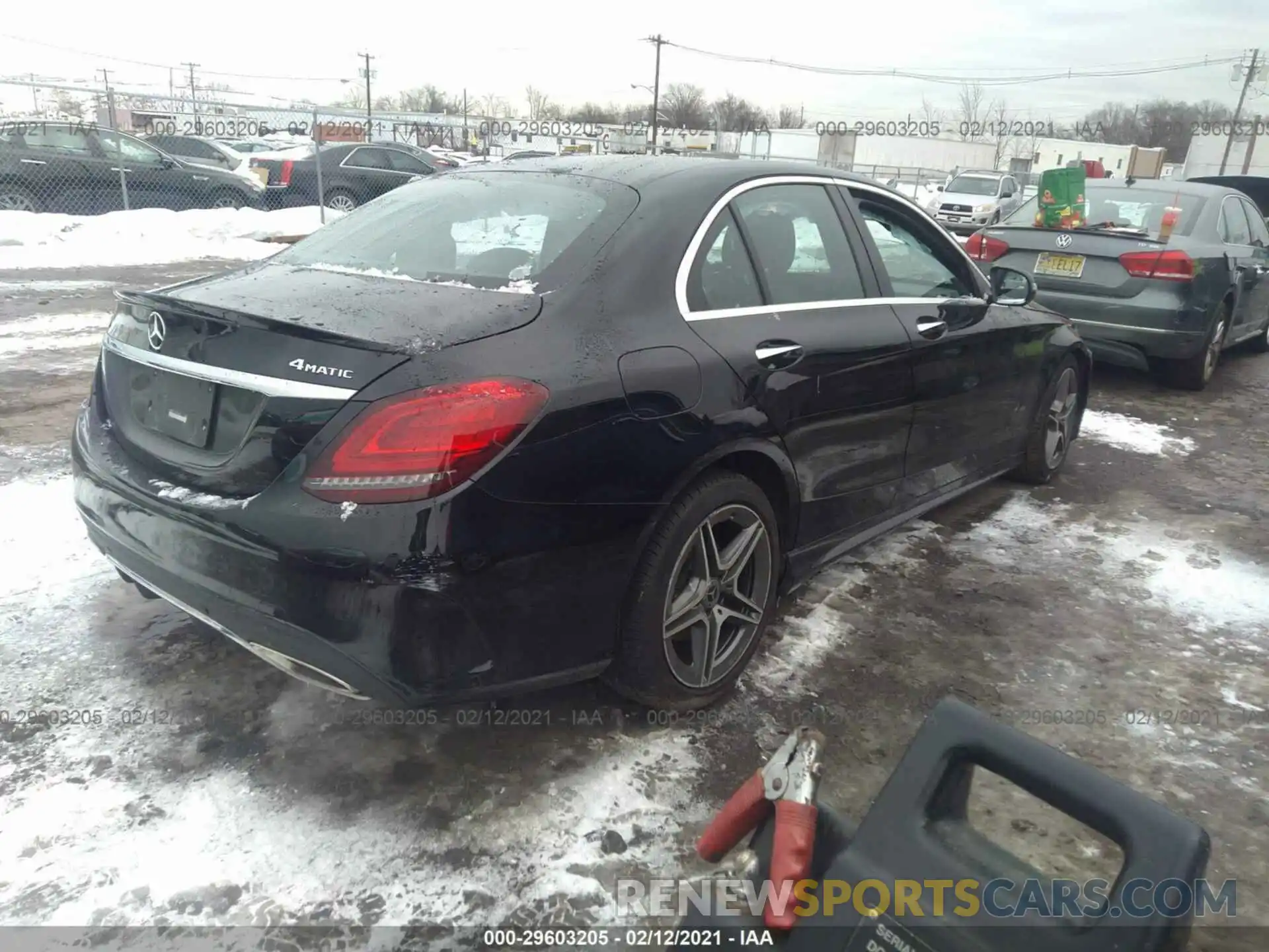 4 Photograph of a damaged car WDDWF8EB0LR546692 MERCEDES-BENZ C-CLASS 2020