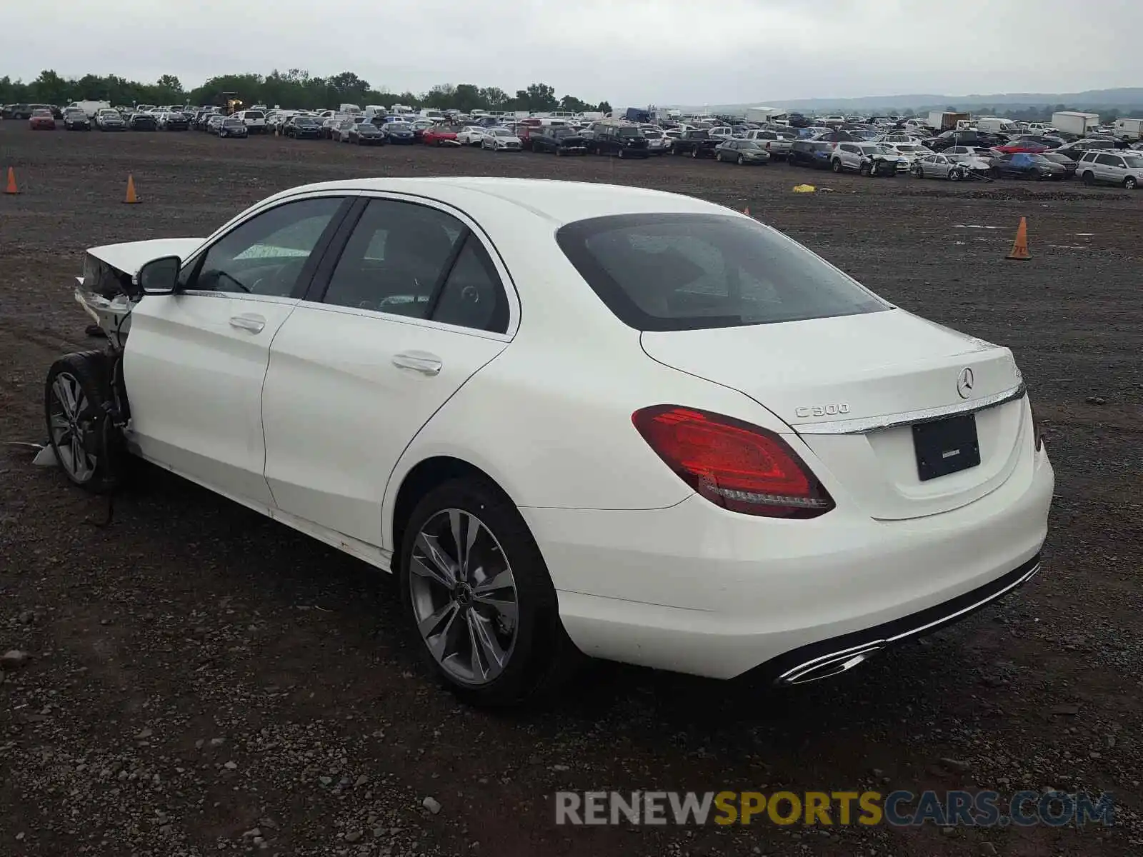 3 Photograph of a damaged car WDDWF8EB3LR526923 MERCEDES-BENZ C CLASS 2020