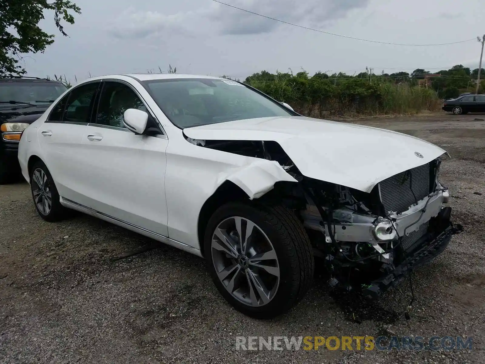 1 Photograph of a damaged car WDDWF8EB3LR527456 MERCEDES-BENZ C CLASS 2020