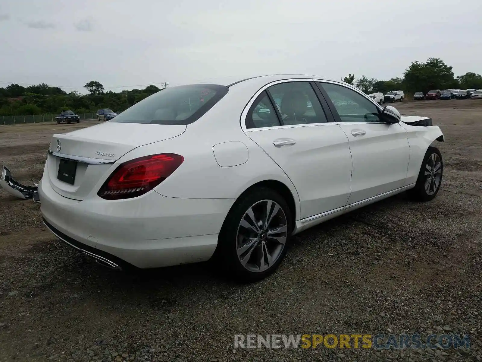 4 Photograph of a damaged car WDDWF8EB3LR527456 MERCEDES-BENZ C CLASS 2020