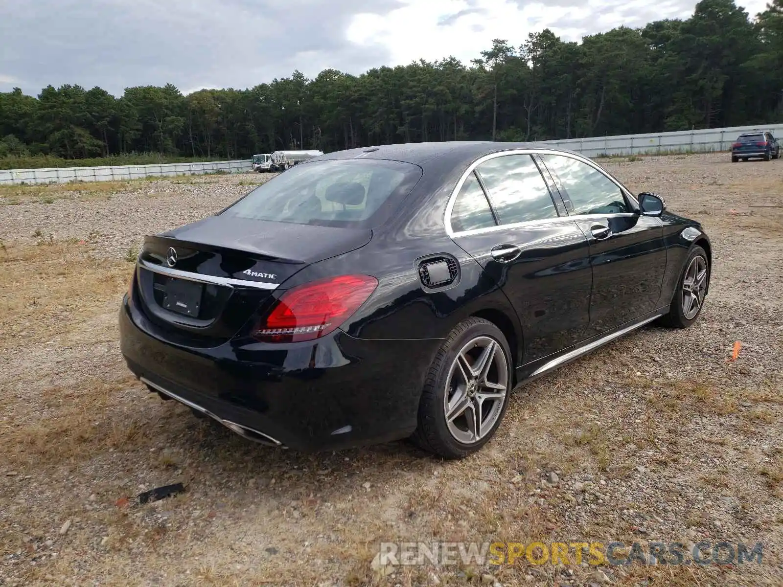 4 Photograph of a damaged car WDDWF8EB3LR562028 MERCEDES-BENZ C-CLASS 2020