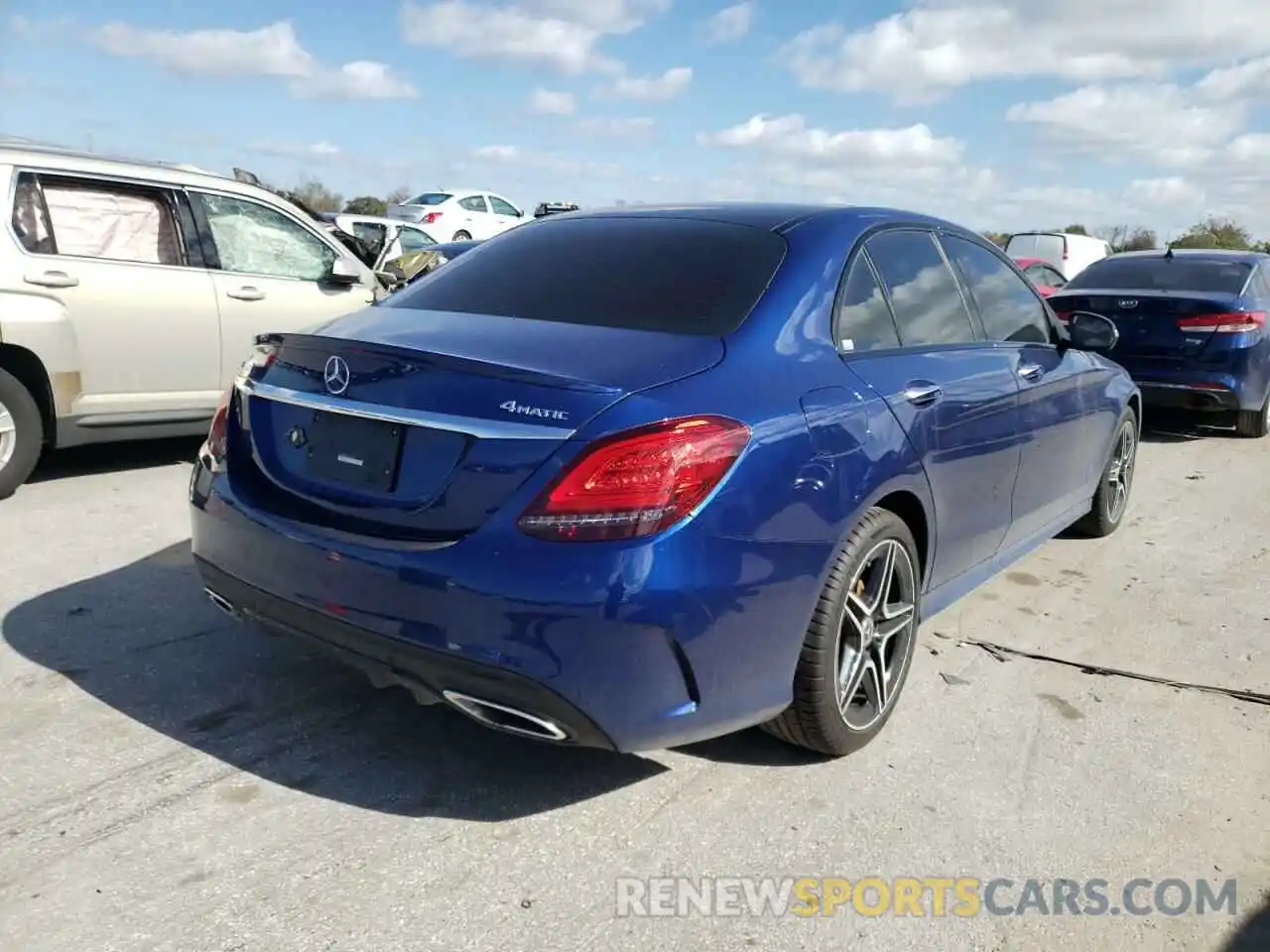 4 Photograph of a damaged car WDDWF8EB3LR562465 MERCEDES-BENZ C-CLASS 2020