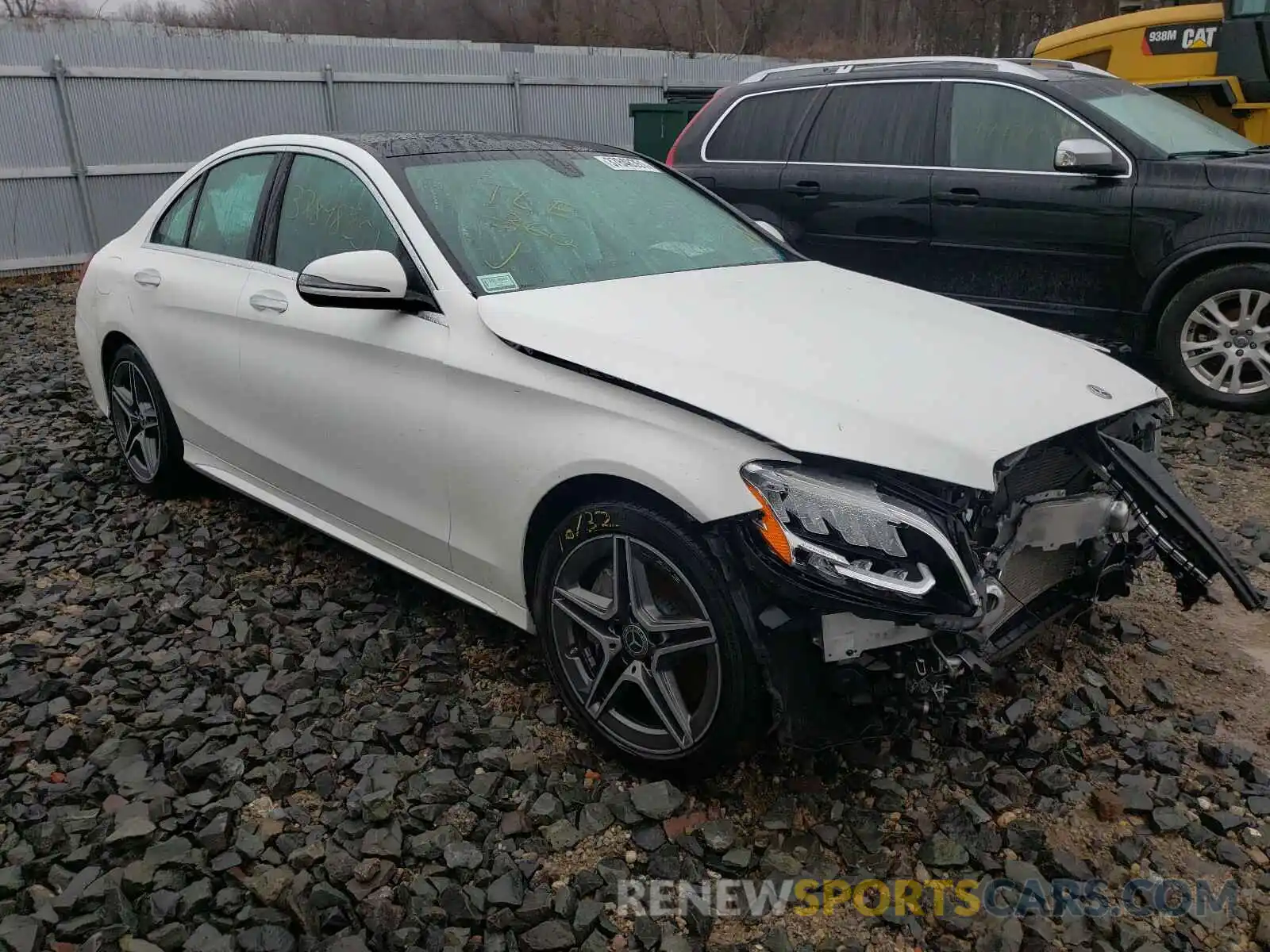 1 Photograph of a damaged car WDDWF8EB4LR526560 MERCEDES-BENZ C CLASS 2020