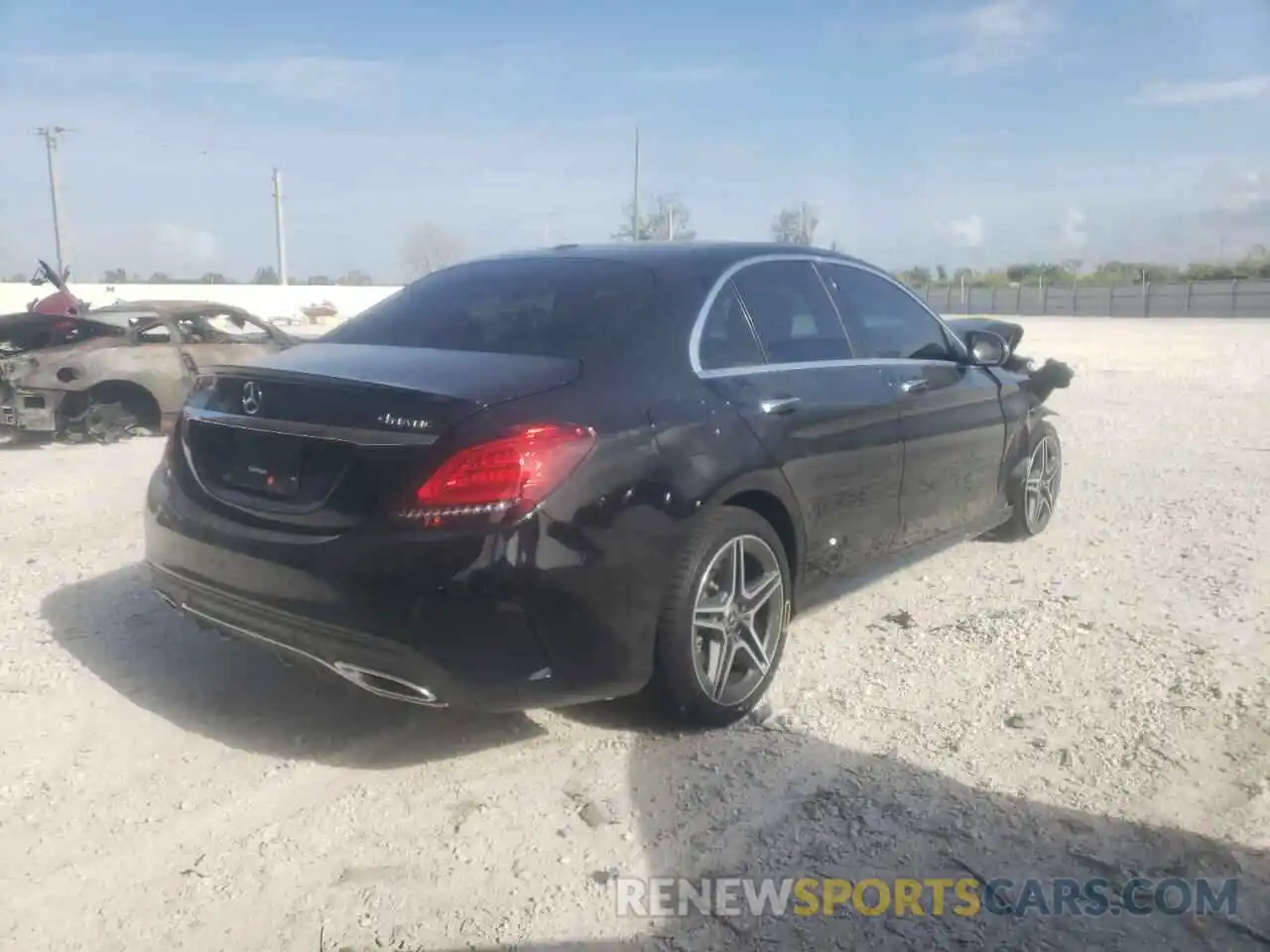 4 Photograph of a damaged car WDDWF8EB4LR562474 MERCEDES-BENZ C-CLASS 2020