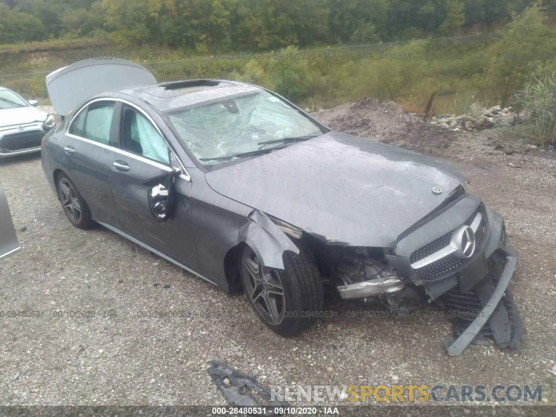 1 Photograph of a damaged car WDDWF8EB5LR527393 MERCEDES-BENZ C-CLASS 2020