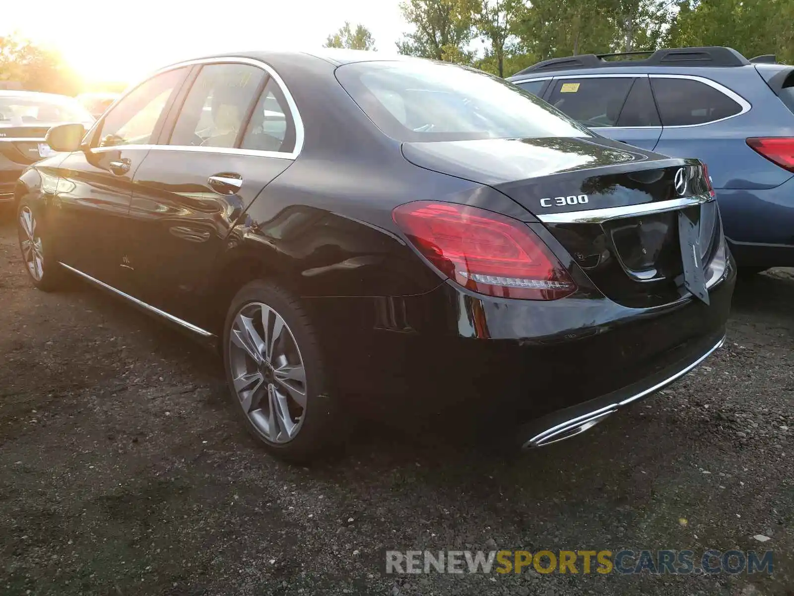 3 Photograph of a damaged car WDDWF8EB5LR542766 MERCEDES-BENZ C-CLASS 2020