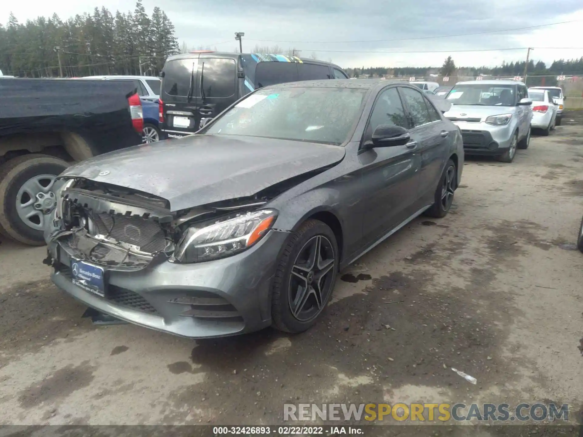 2 Photograph of a damaged car WDDWF8EB5LR556232 MERCEDES-BENZ C-CLASS 2020