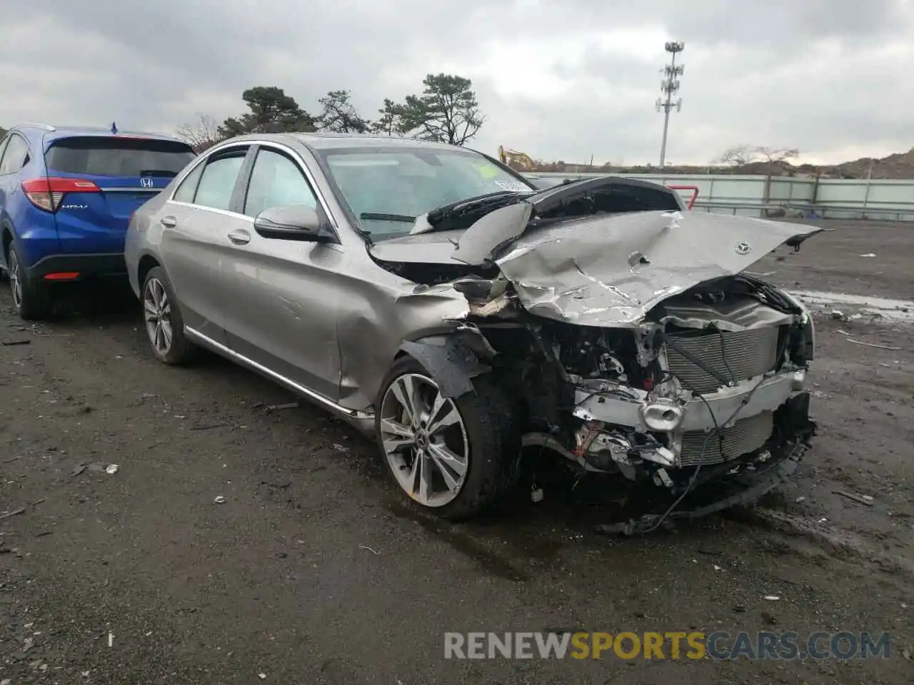 1 Photograph of a damaged car WDDWF8EB6LR537429 MERCEDES-BENZ C-CLASS 2020