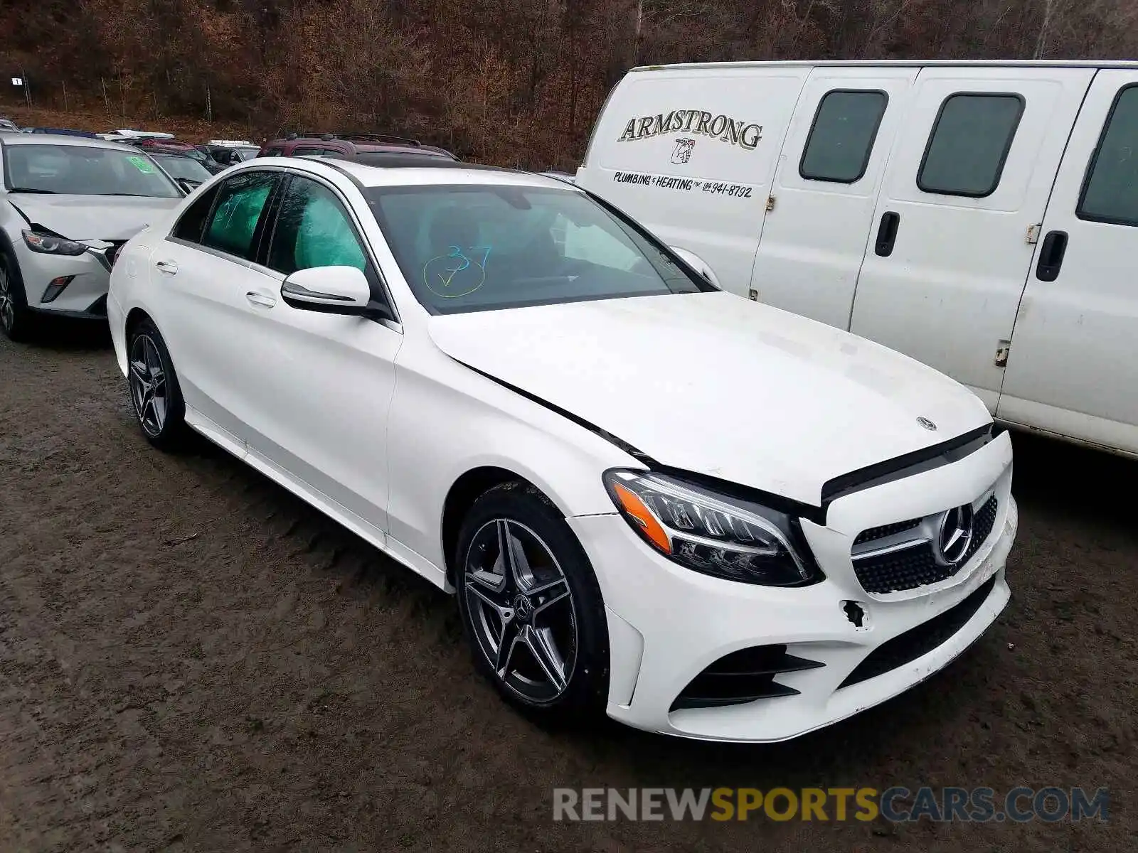 1 Photograph of a damaged car WDDWF8EB7LR526598 MERCEDES-BENZ C CLASS 2020