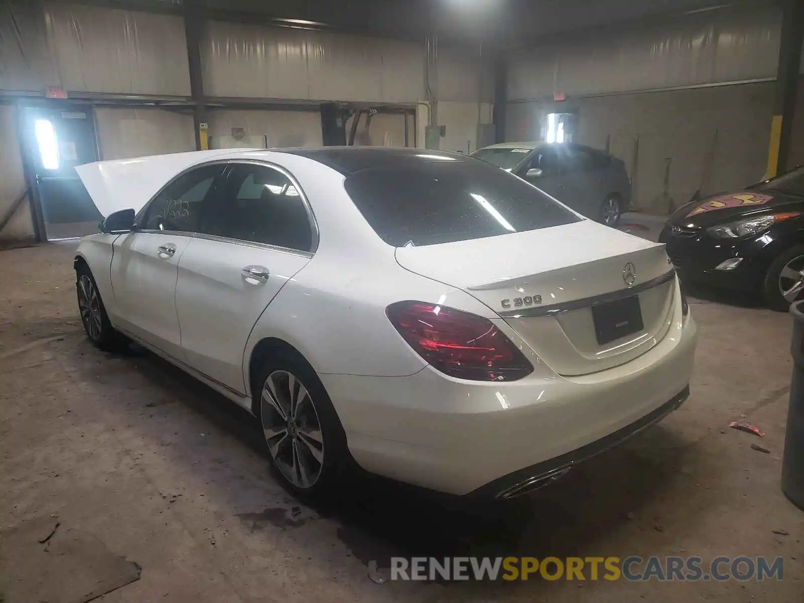 3 Photograph of a damaged car WDDWF8EB8LR527825 MERCEDES-BENZ C-CLASS 2020