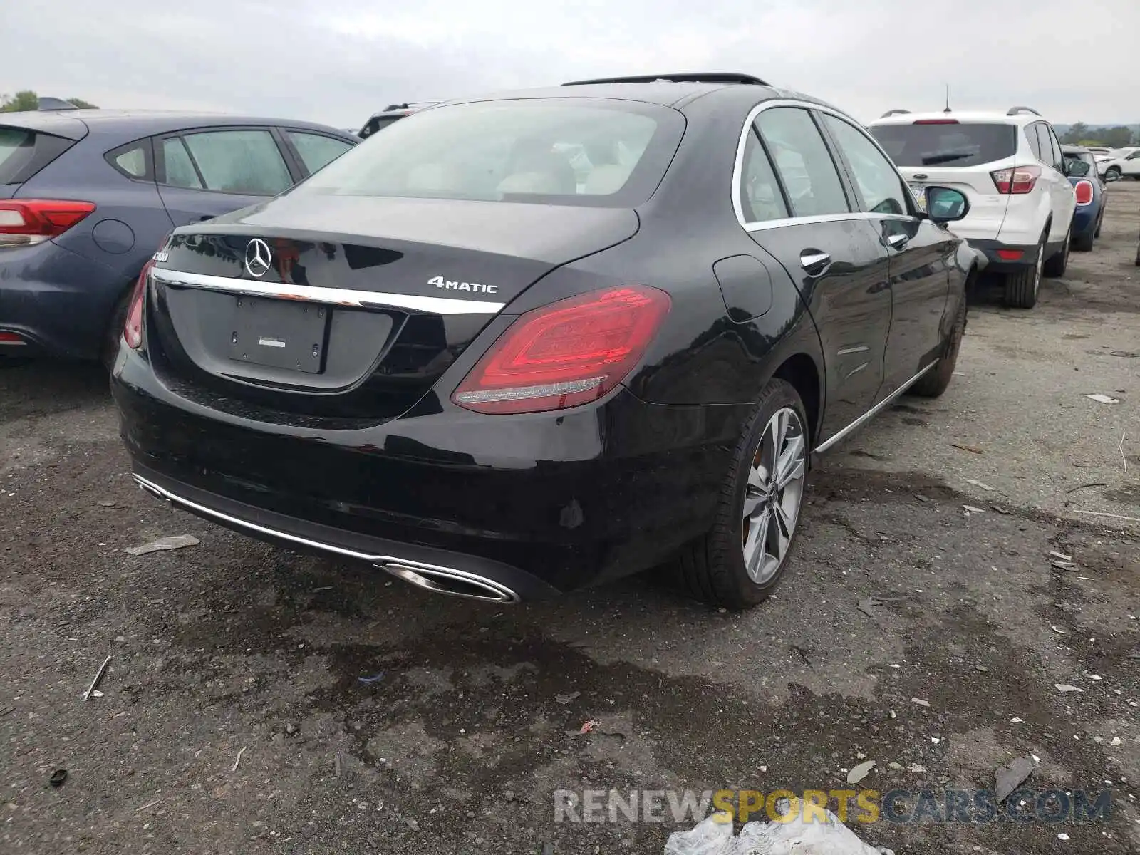 4 Photograph of a damaged car WDDWF8EB8LR555186 MERCEDES-BENZ C-CLASS 2020