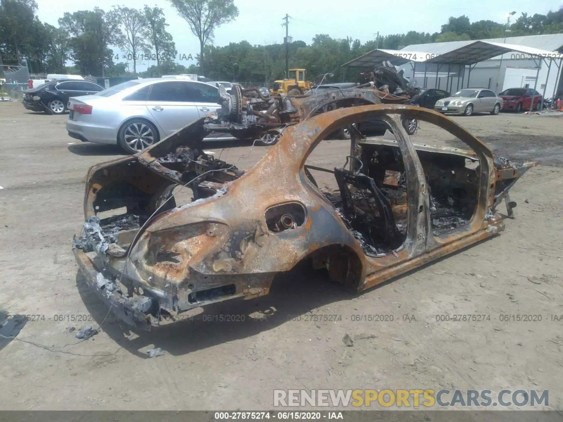 4 Photograph of a damaged car WDDWF8EB9LR525632 MERCEDES-BENZ C-CLASS 2020