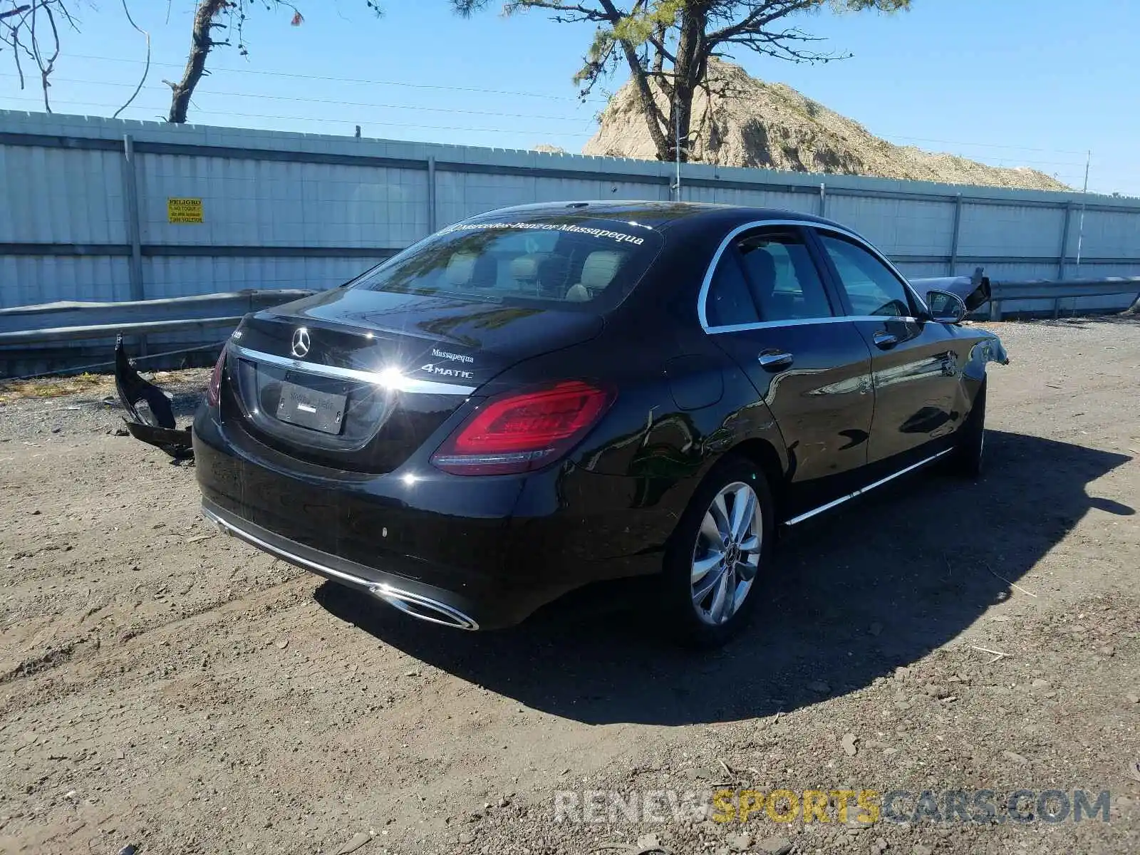 4 Photograph of a damaged car WDDWF8EBXLR527969 MERCEDES-BENZ C CLASS 2020