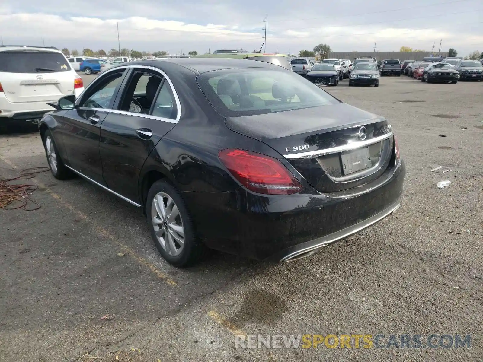 3 Photograph of a damaged car WDDWF8EBXLR559451 MERCEDES-BENZ C CLASS 2020