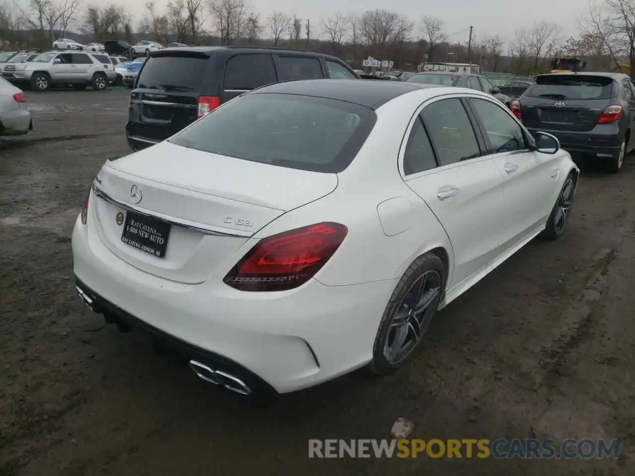 4 Photograph of a damaged car WDDWF8GB1LR520924 MERCEDES-BENZ C-CLASS 2020