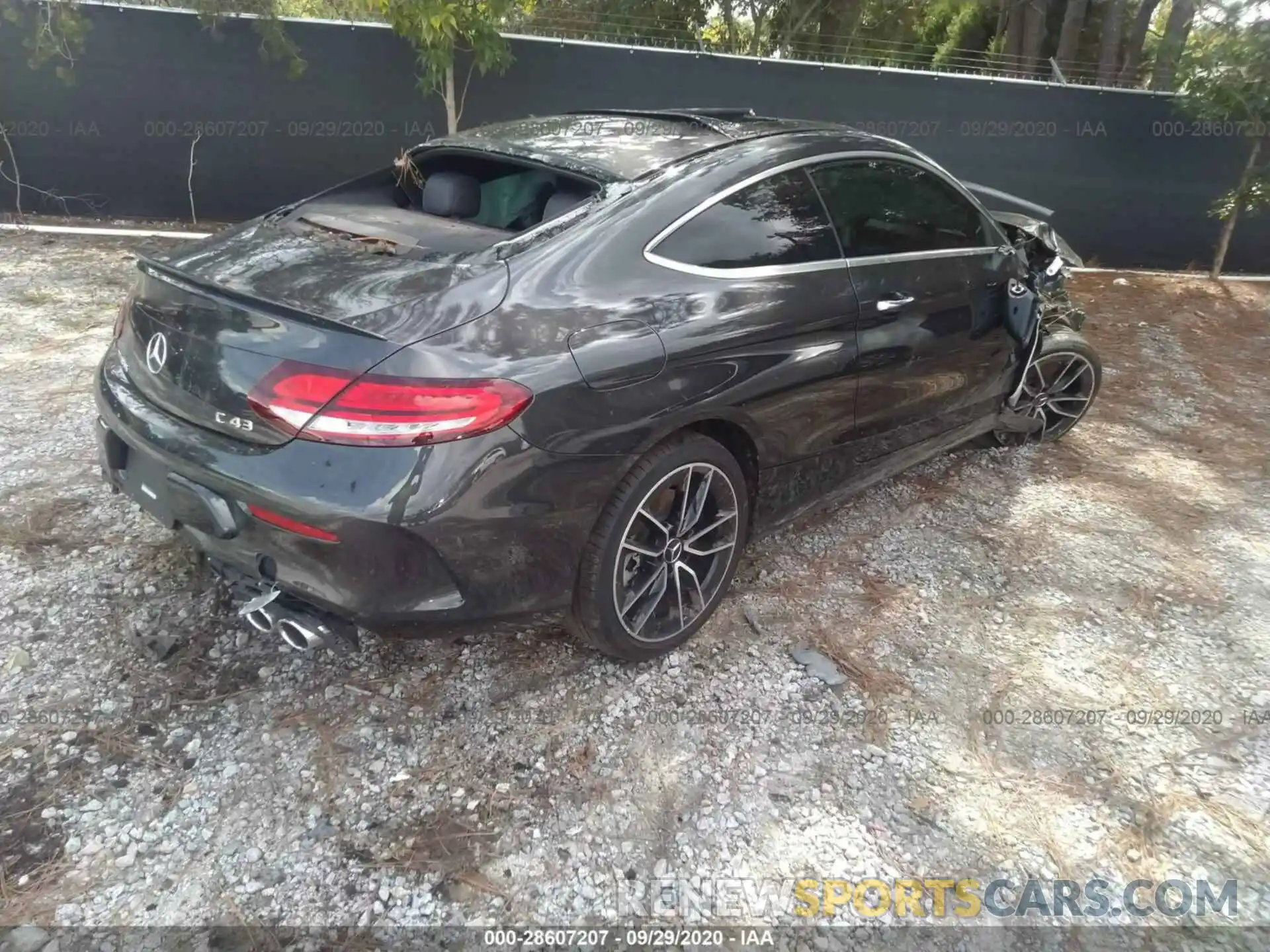 4 Photograph of a damaged car WDDWJ6EB8LF972697 MERCEDES-BENZ C-CLASS 2020