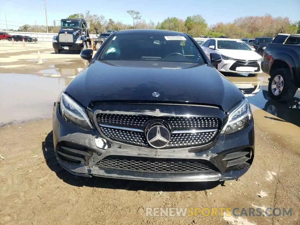 5 Photograph of a damaged car WDDWJ8DB1LF953986 MERCEDES-BENZ C-CLASS 2020