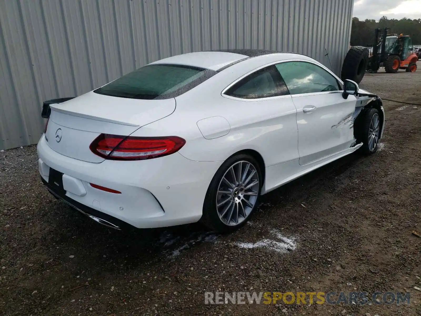 4 Photograph of a damaged car WDDWJ8DB5LF942960 MERCEDES-BENZ C CLASS 2020